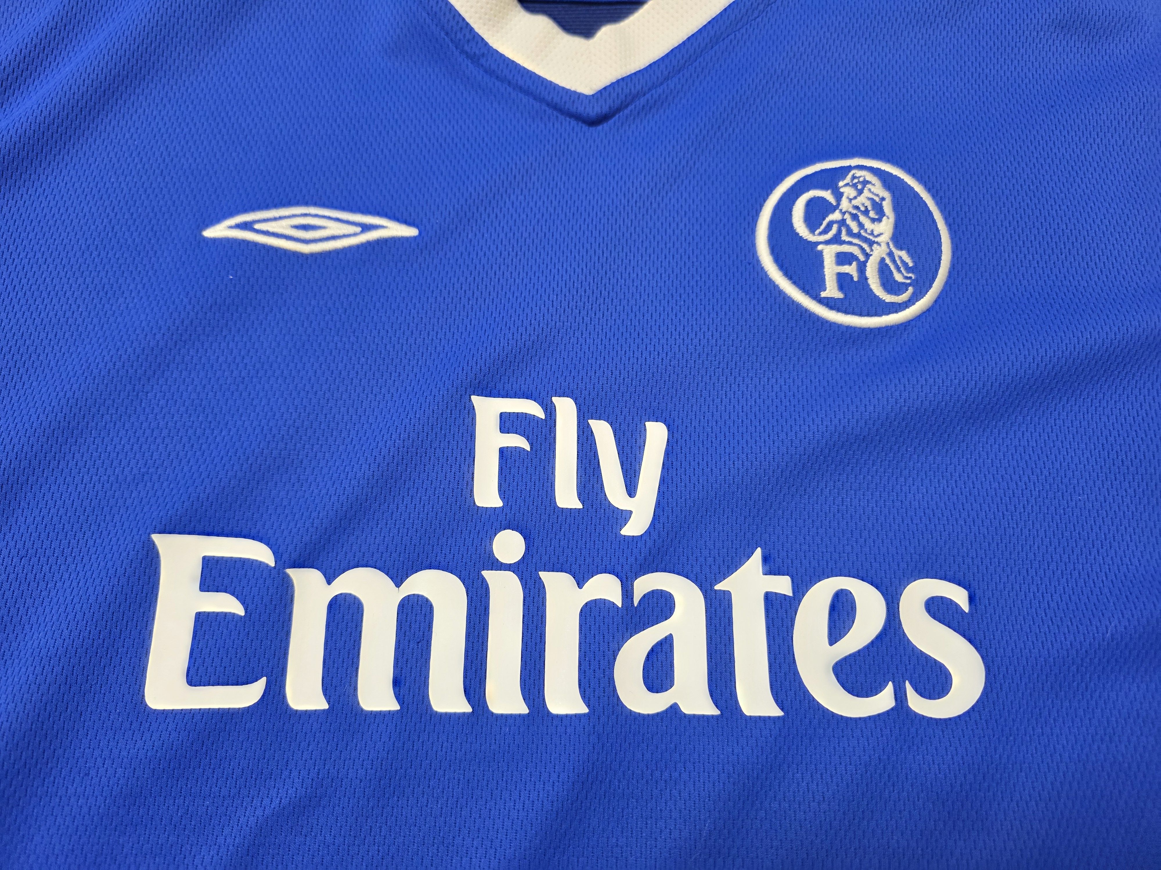Chelsea Soccer CHELSEA 2003 2005 VINTAGE HOME FOOTBALL SHIRT SOCCER JERSEY Size US S / EU 44-46 / 1 - 3 Thumbnail