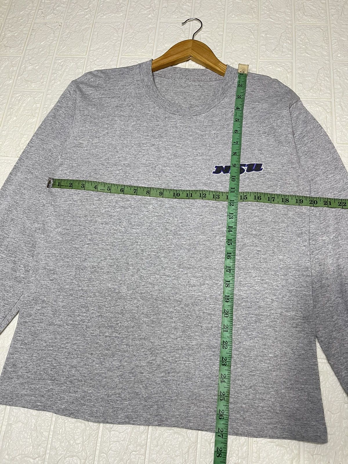 Blind Skateboards × Ron Jon Surf Shop Vintage Surf NSU Size US M / EU 48-50 / 2 - 13 Thumbnail