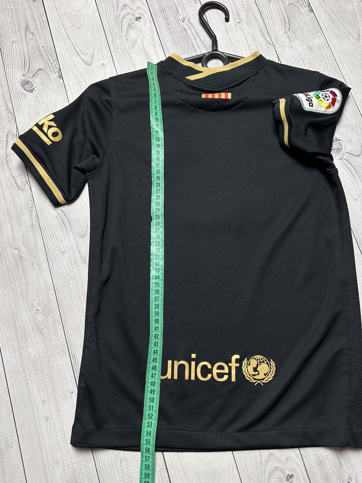 Nike × Vintage Vintage Nike Barcelona soccer jersey kids M black rare Size US XS / EU 42 / 0 - 11 Thumbnail