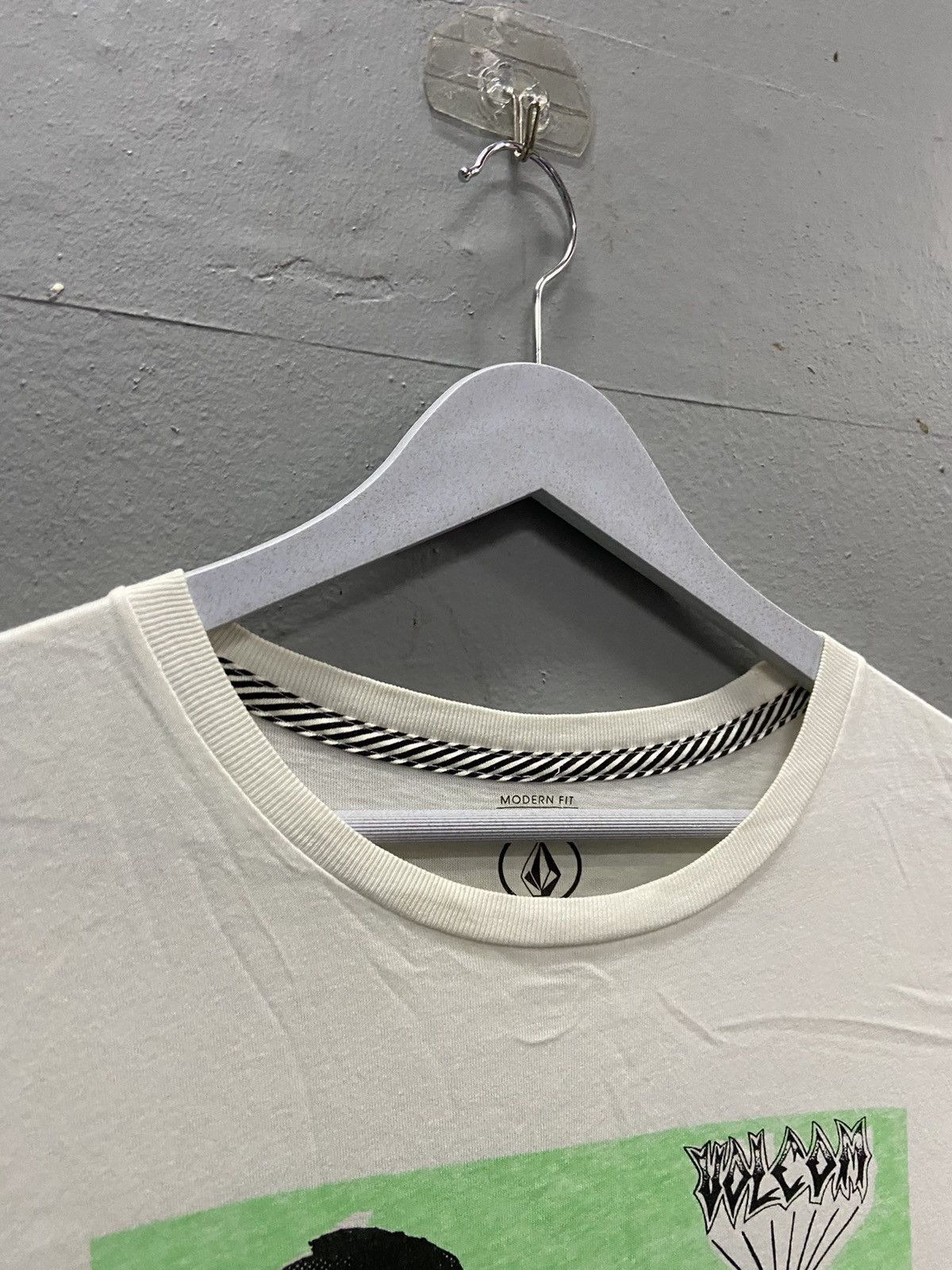 Volcom VOLCOM HEAD CASE PRINT SHORT SLEEVE TEE SHIRT Size US XL / EU 56 / 4 - 2 Thumbnail