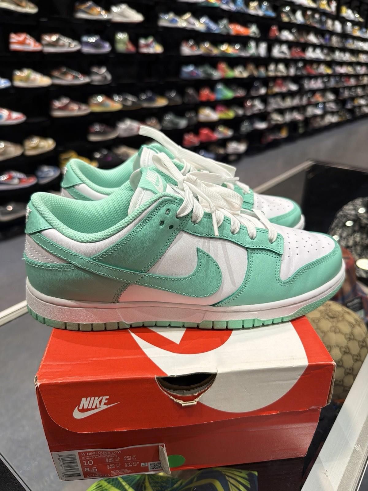 Nike Nike Dunk Low Green Glow Size 10 Women’s/Mens 8.5 Authentic Size US 10 / IT 40 - 2 Thumbnail