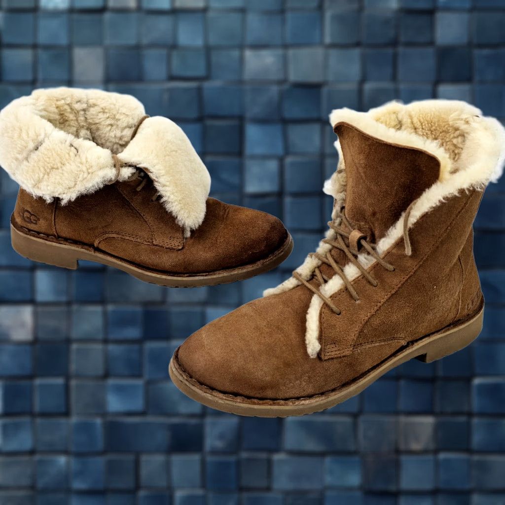 Ugg UGG Quincy Boots Chestnut Suede Sheepskin Lace Ankle Women 8 Leather 1012359 EUC Size US 8 / IT 38 - 1 Thumbnail