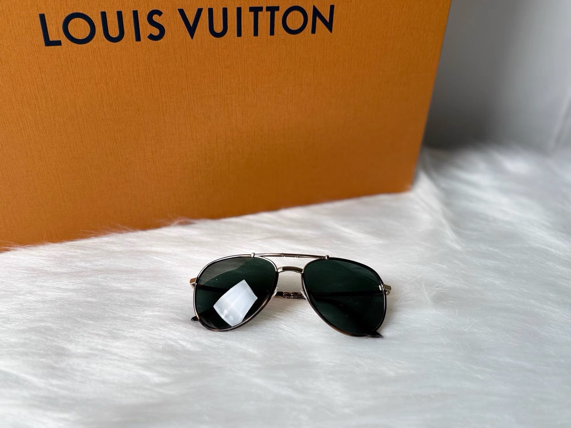 Burberry Burberry Classic Pilot Sunglasses K36 Size ONE SIZE - 1 Thumbnail