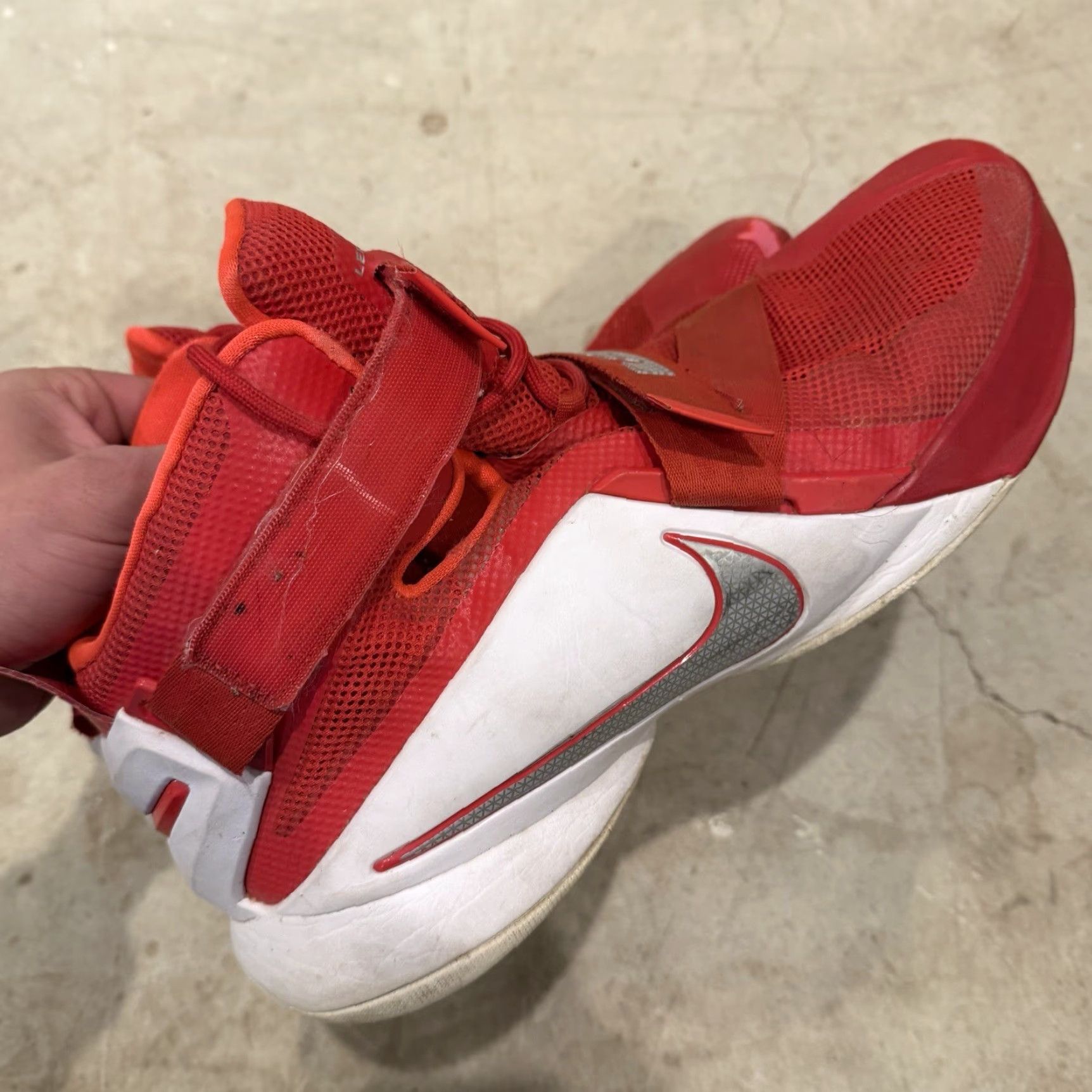 Nike Nike LeBron Soldier IX University Red White Mens Size 14 US Sneaker Basketball Casual Shoes Size ONE SIZE - 4 Thumbnail