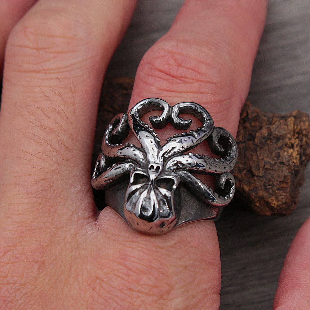 Vintage Retro Nordic Pirate Skull Octopus Ring Size ONE SIZE - 1 Thumbnail