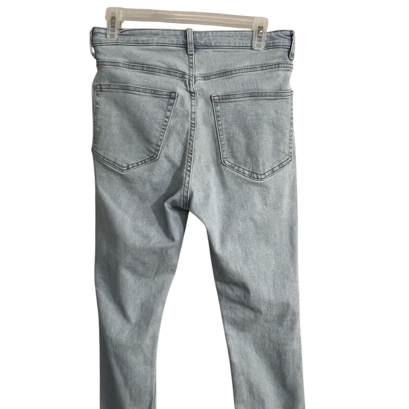 H&M H&M Ultra High Ankle Jeggings light wash distressed Size 8 Size 28" / US 6 / IT 42 - 6 Thumbnail