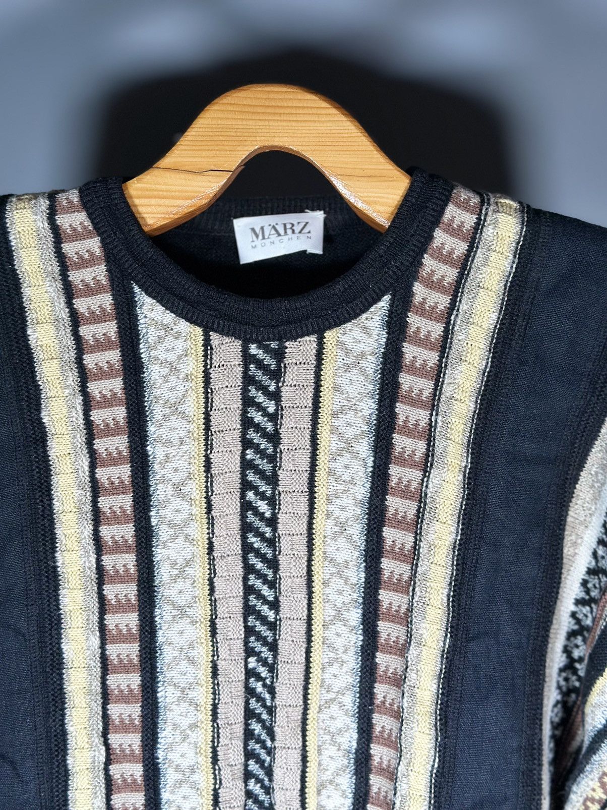 Coogi Marz USA Coogi Style 3D Knit Pullover Sweater Men’s XL Size US XL / EU 56 / 4 - 6 Thumbnail