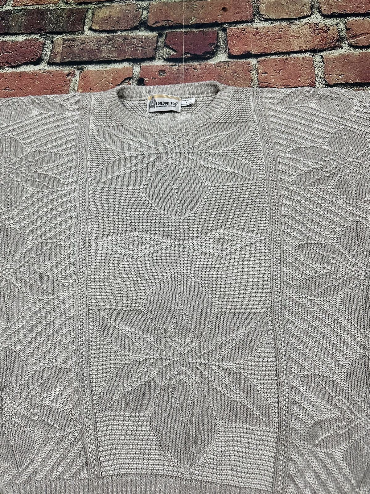 London Fog × Vintage Vintage London Fog Sweater Pullover Snowflake Knit Size US L / EU 52-54 / 3 - 3 Thumbnail