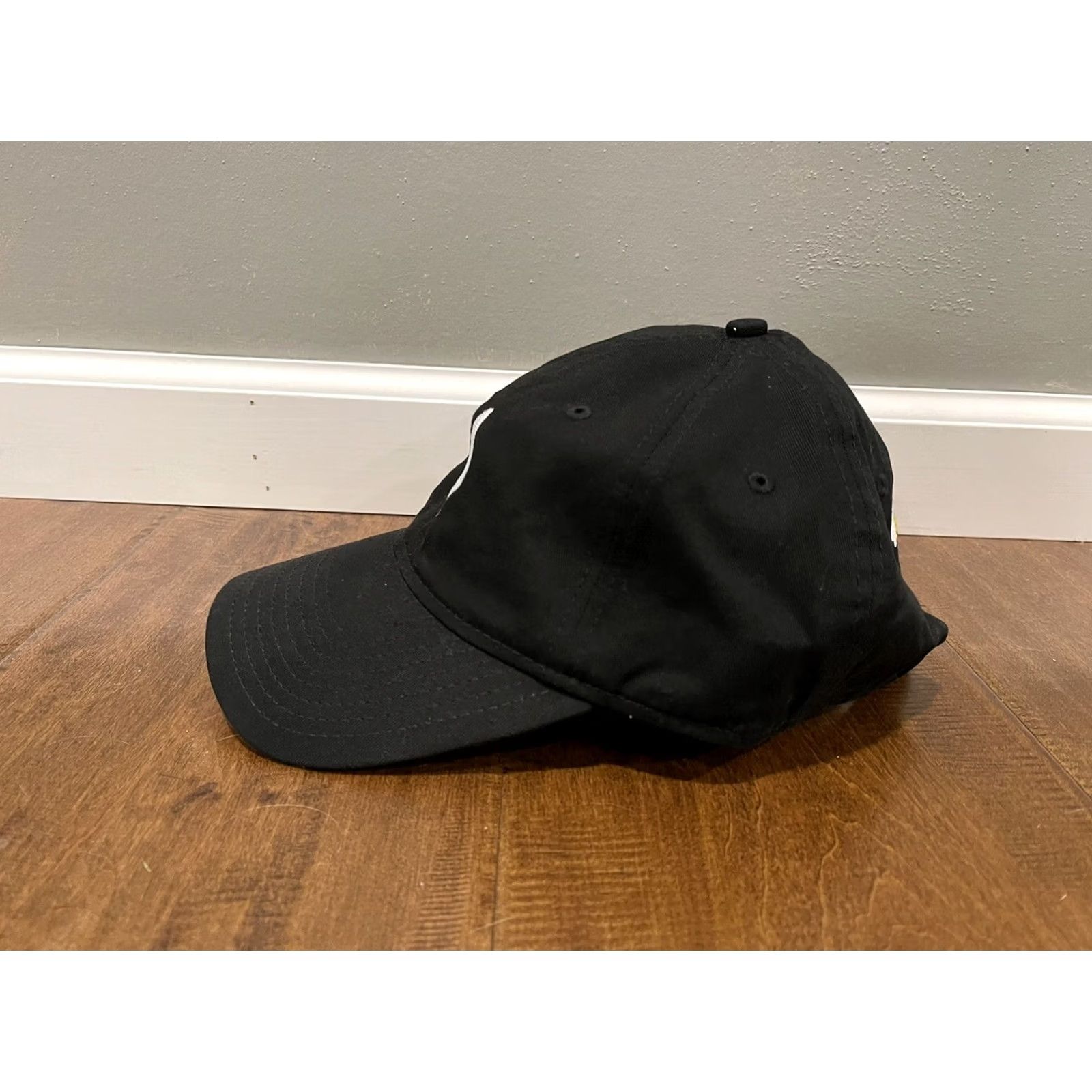 New Era VINTAGE Wild Turkey American Honey Whiskey New Era 9Twenty Black Adjustable Hat Cap Mens Size ONE SIZE - 2 Thumbnail