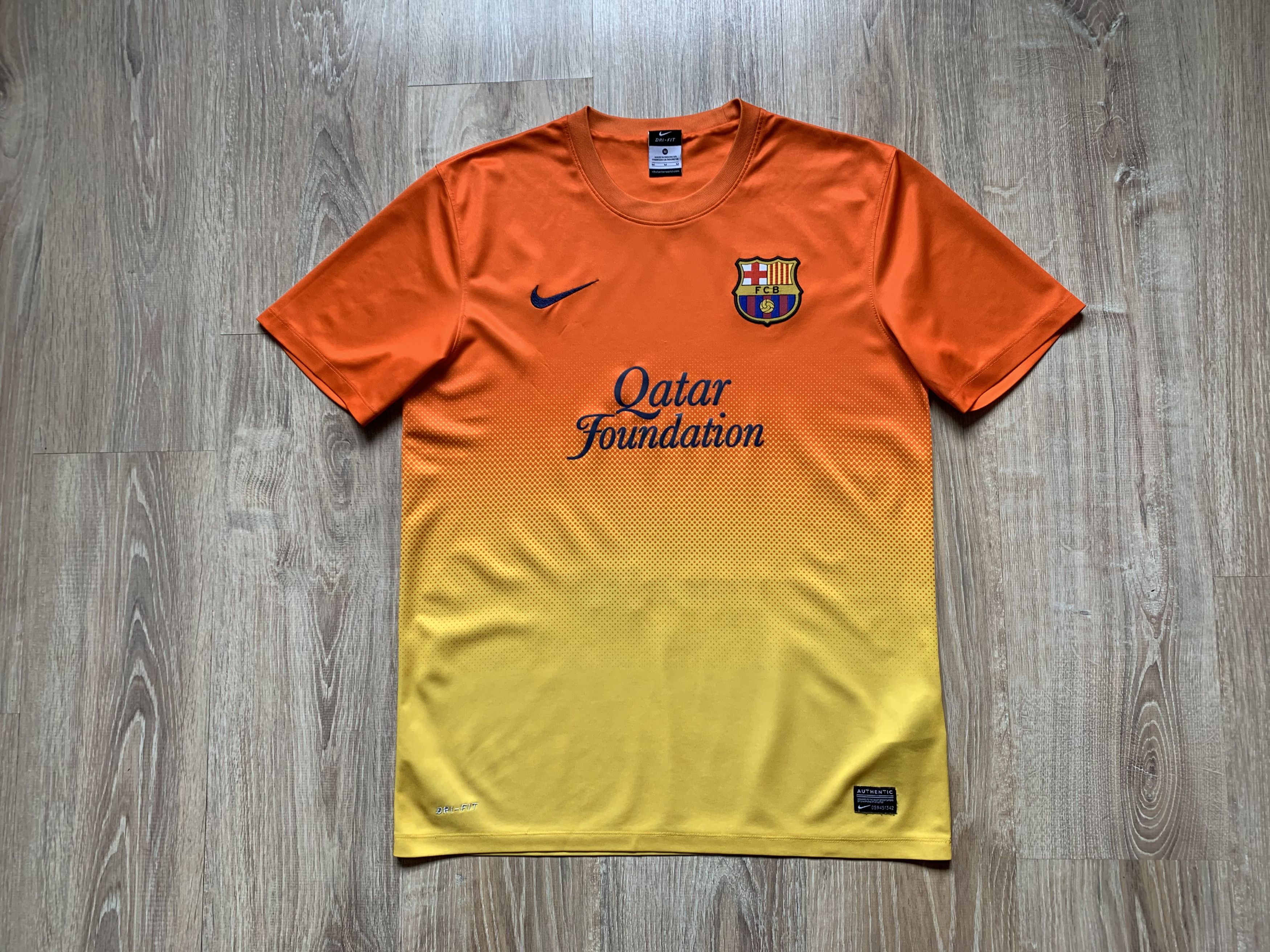 Nike × Vintage Vintage Nike Barcelona Basic Away Shirt 2012-2013 Size US M / EU 48-50 / 2 - 1 Thumbnail