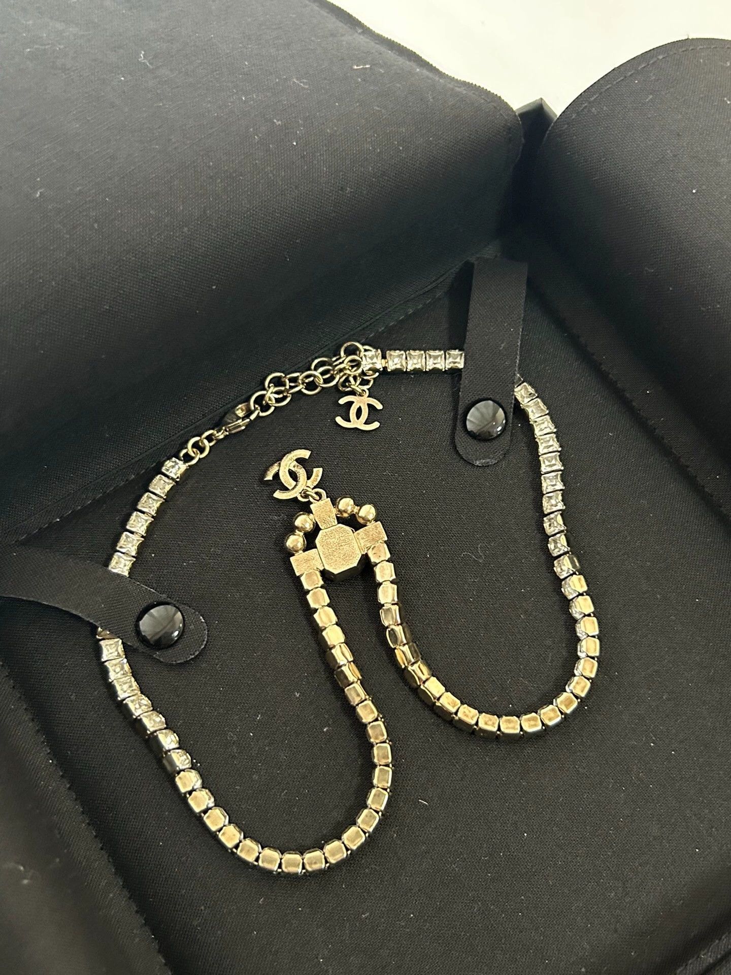 Chanel CHANEL 22B Pink Rhinestone Necklace Size ONE SIZE - 3 Thumbnail