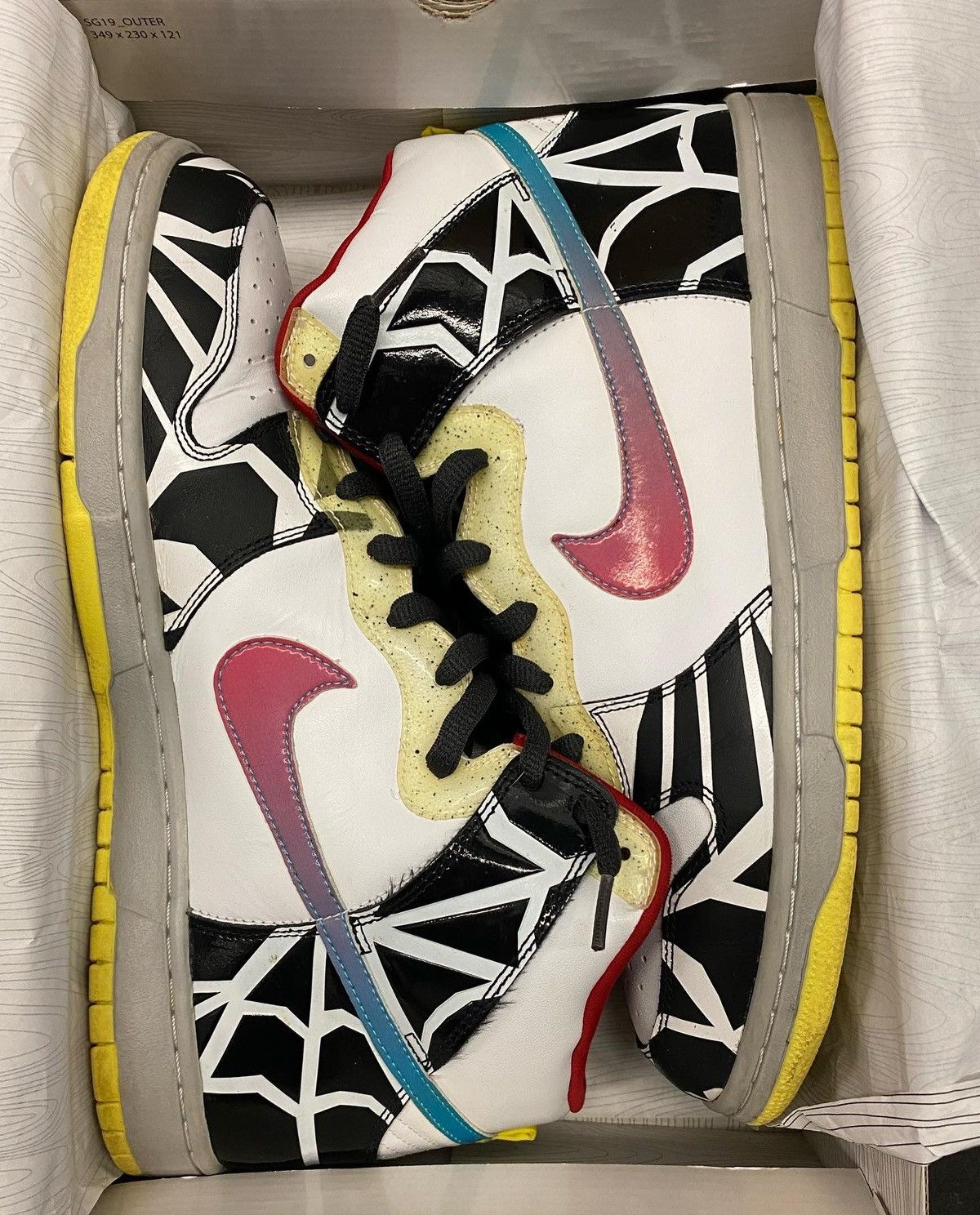 Nike SB Nike SB THRASHIN Dunk High - 2008 Size US 13 / EU 46 - 1 Thumbnail