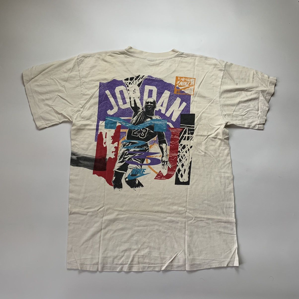 Jordan Brand Rare vintage tee Nike x Jordan Big Logo 1990 Size US XL / EU 56 / 4 - 1 Thumbnail