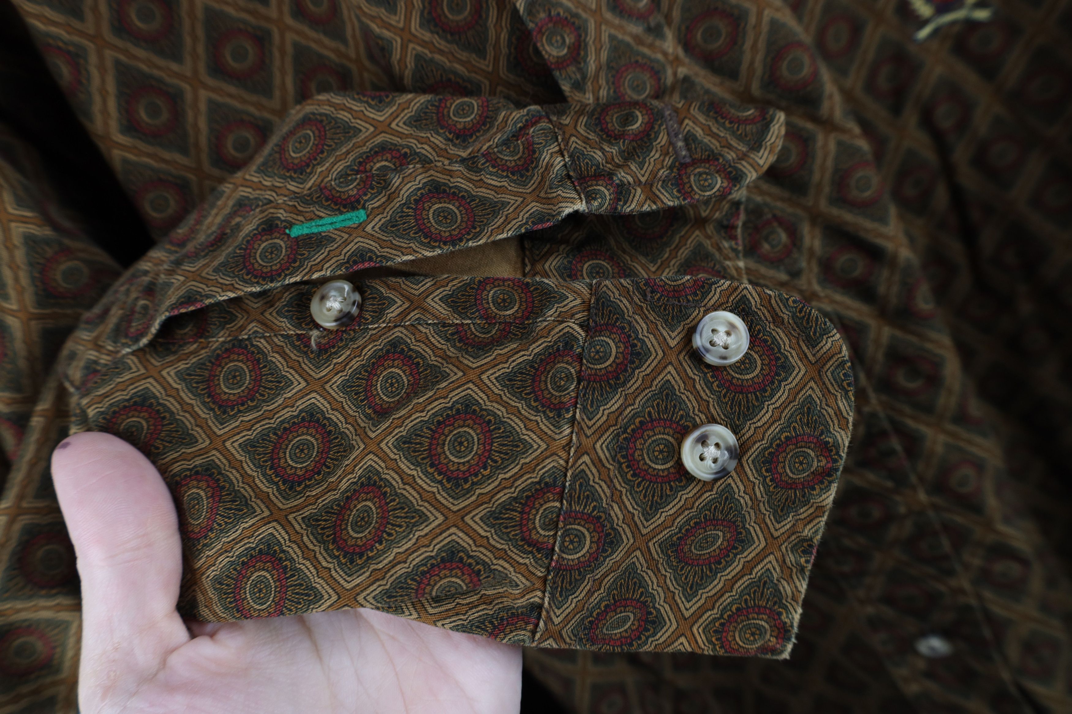 Tommy Hilfiger Vintage 90s Tommy Hilfiger Tone Geometric Button Down Shirt Size US M / EU 48-50 / 2 - 6 Thumbnail