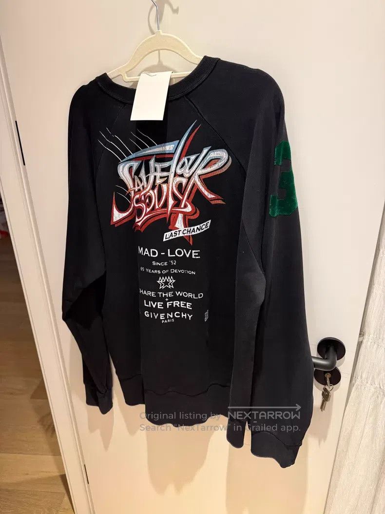 Givenchy Givenchy Charcoal-black distressed cracked print crewneck Size US XL / EU 56 / 4 - 4 Thumbnail