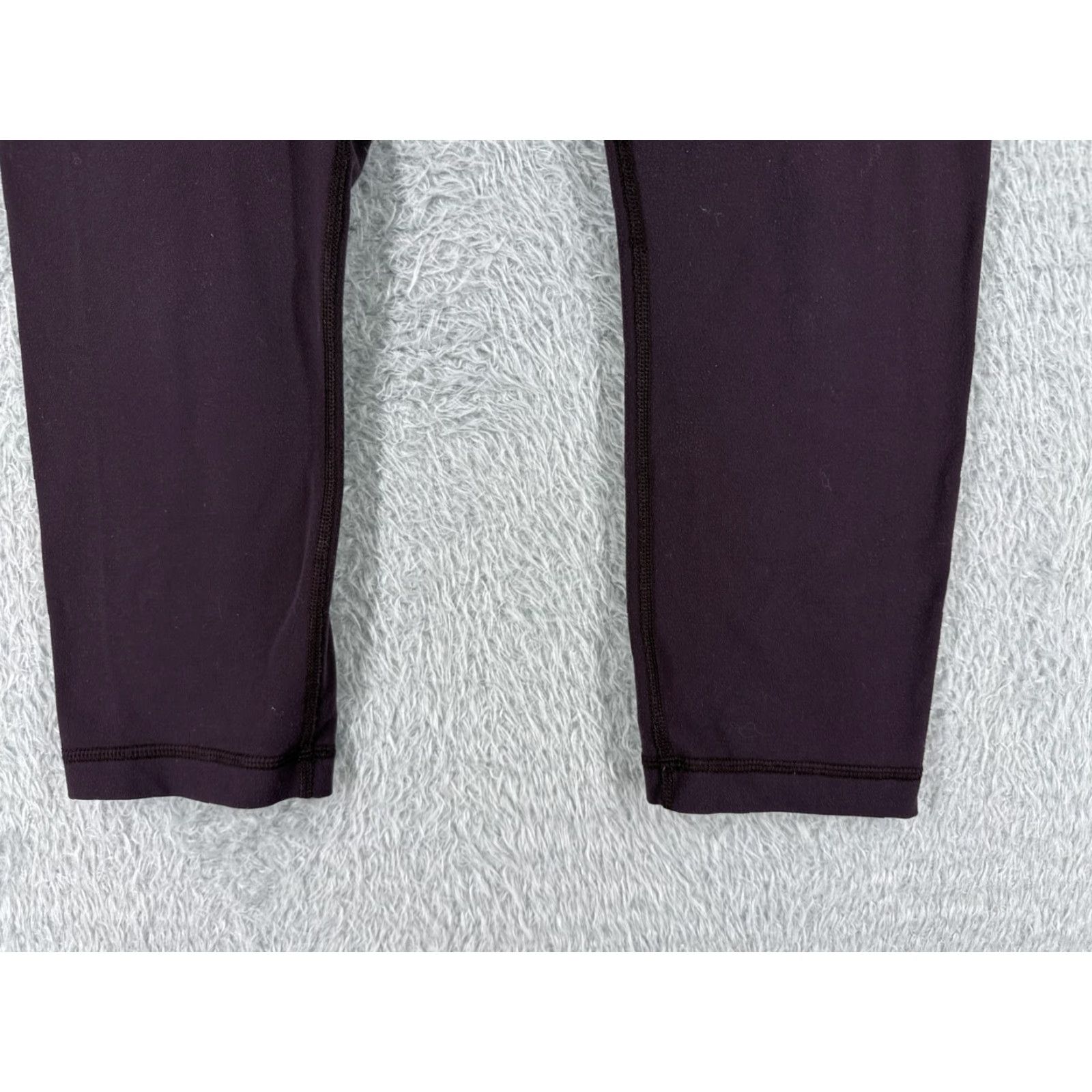 Lululemon VINTAGE? Wait; it's not vintage. The item is Lululemon Wunder Under Crop Purple 6 Pants Women 21" Inseam Yoga High Rise Cropped Stretch Athletic Size 28" / US 6 / IT 42 - 2 Thumbnail