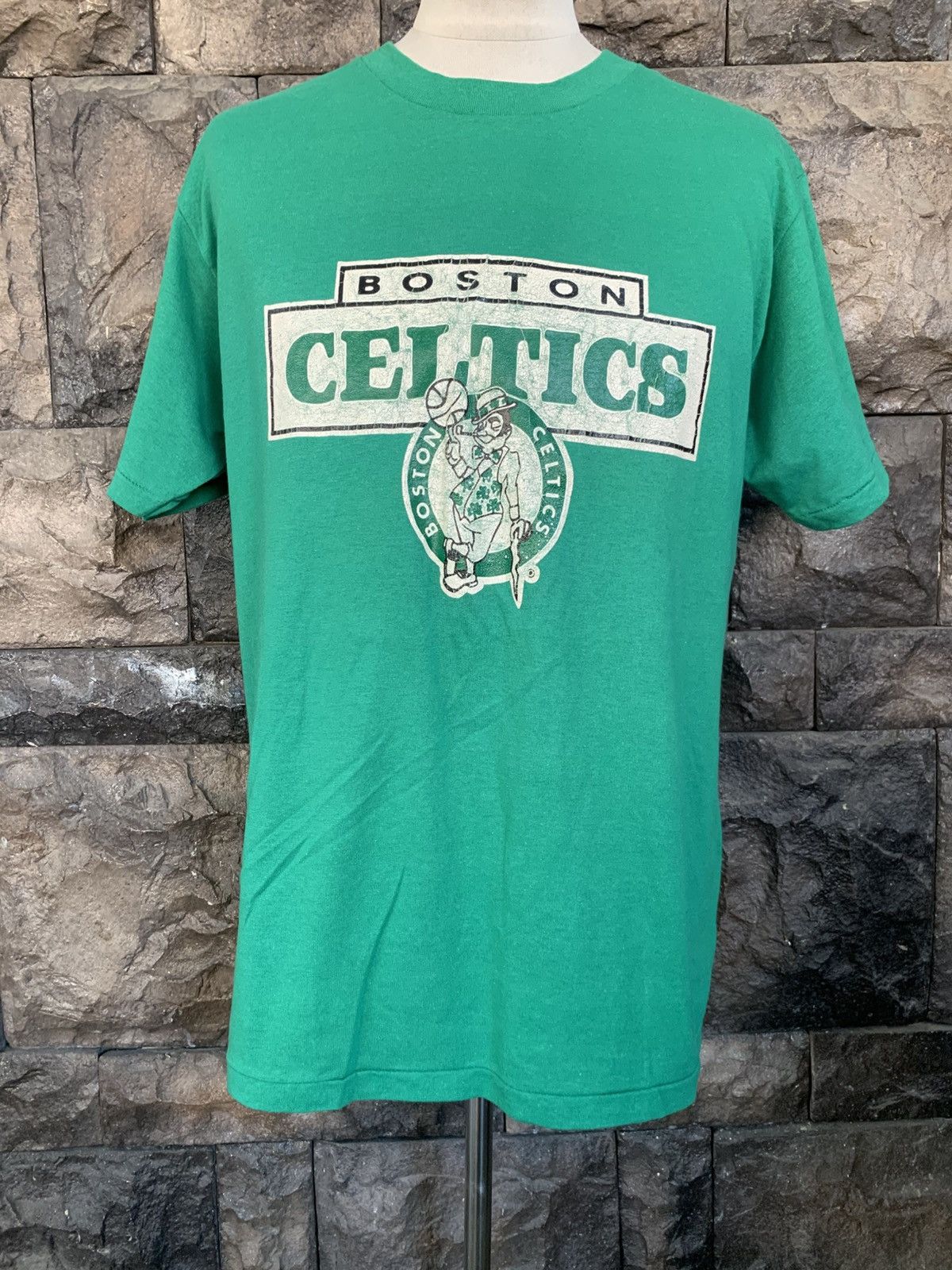 NBA Vintage 80s Boston Celtics NBA Basketball Champion T shirt Size US XL / EU 56 / 4 - 1 Thumbnail