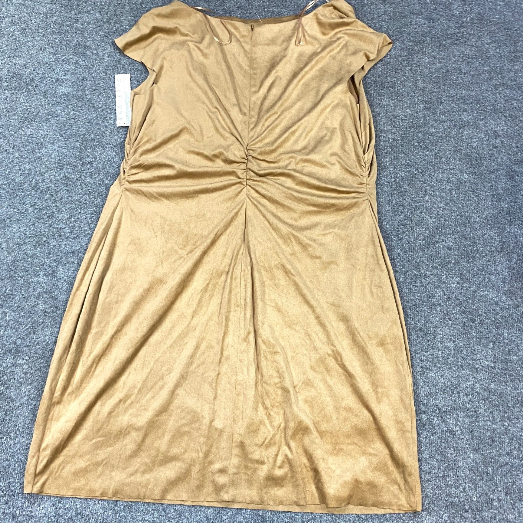 Vintage Kay Unger Dress 20W Beige Solid Sheath NEW Adult Plus Knee Length Sleeveless Boat Neck Women Dress Size 3XL / US 20-22 - 5 Thumbnail