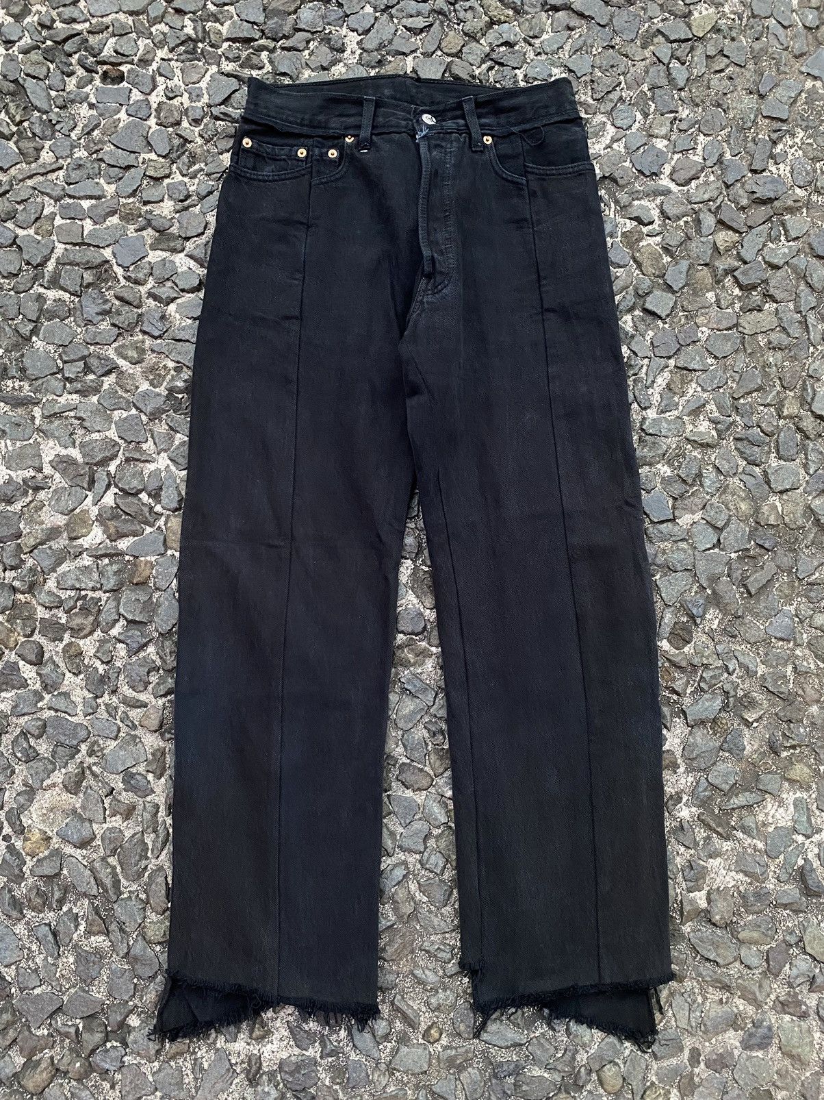 Vetements Vetements - FW18 Reconstructed Distressed Denim Size US 30 / EU 46 - 1 Thumbnail