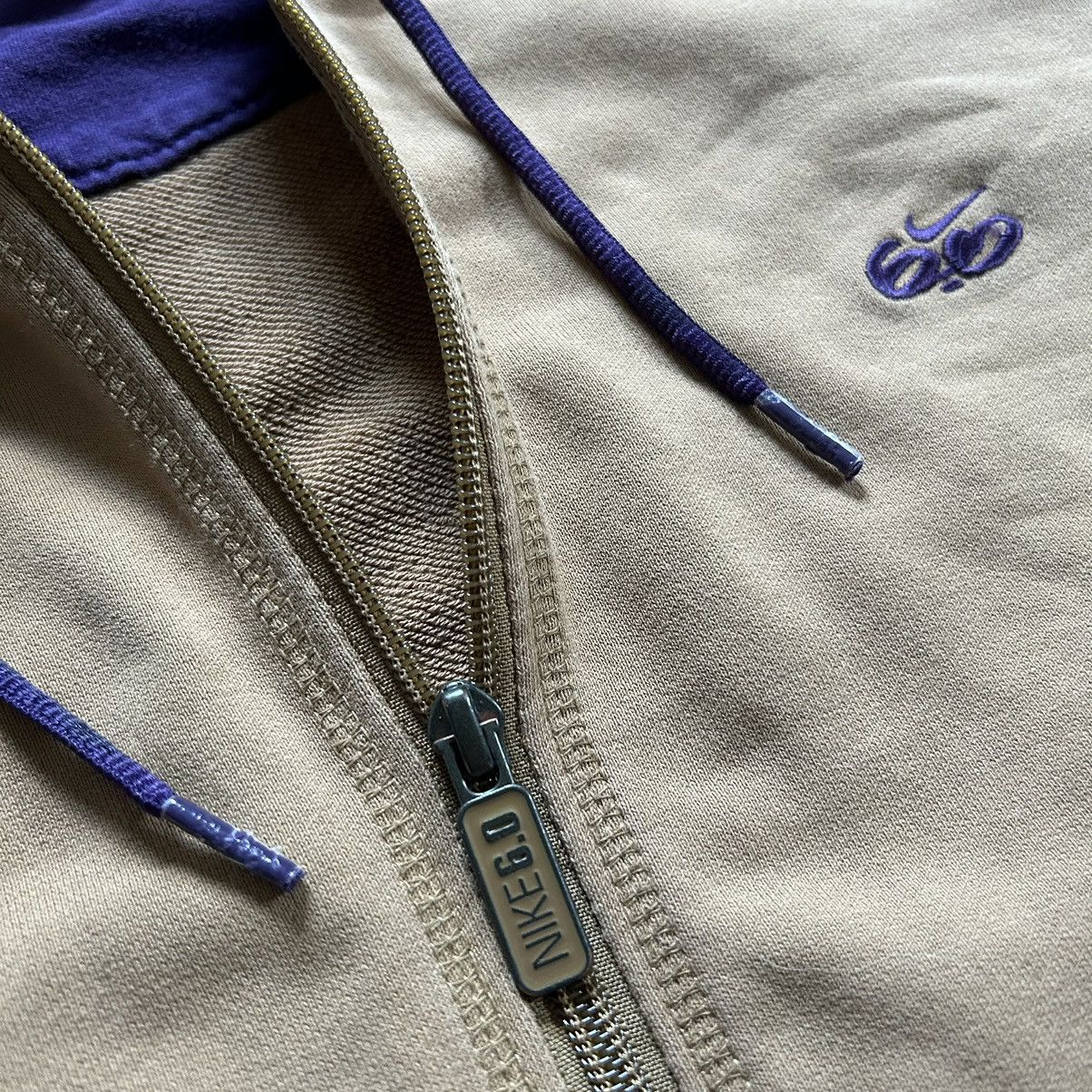 Nike 2009 NiKE 6.0 BOXY CROPPED YKK ZiP PEANUT BUTTER AND JELLY Size US XL / EU 56 / 4 - 14 Thumbnail