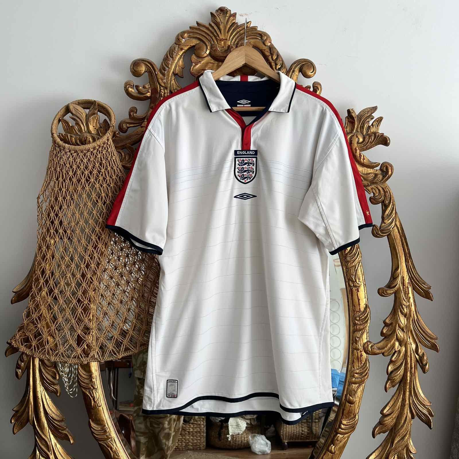 Umbro Umbro England 2004 reversible football jersey Sz XL Size US XL / EU 56 / 4 - 1 Thumbnail