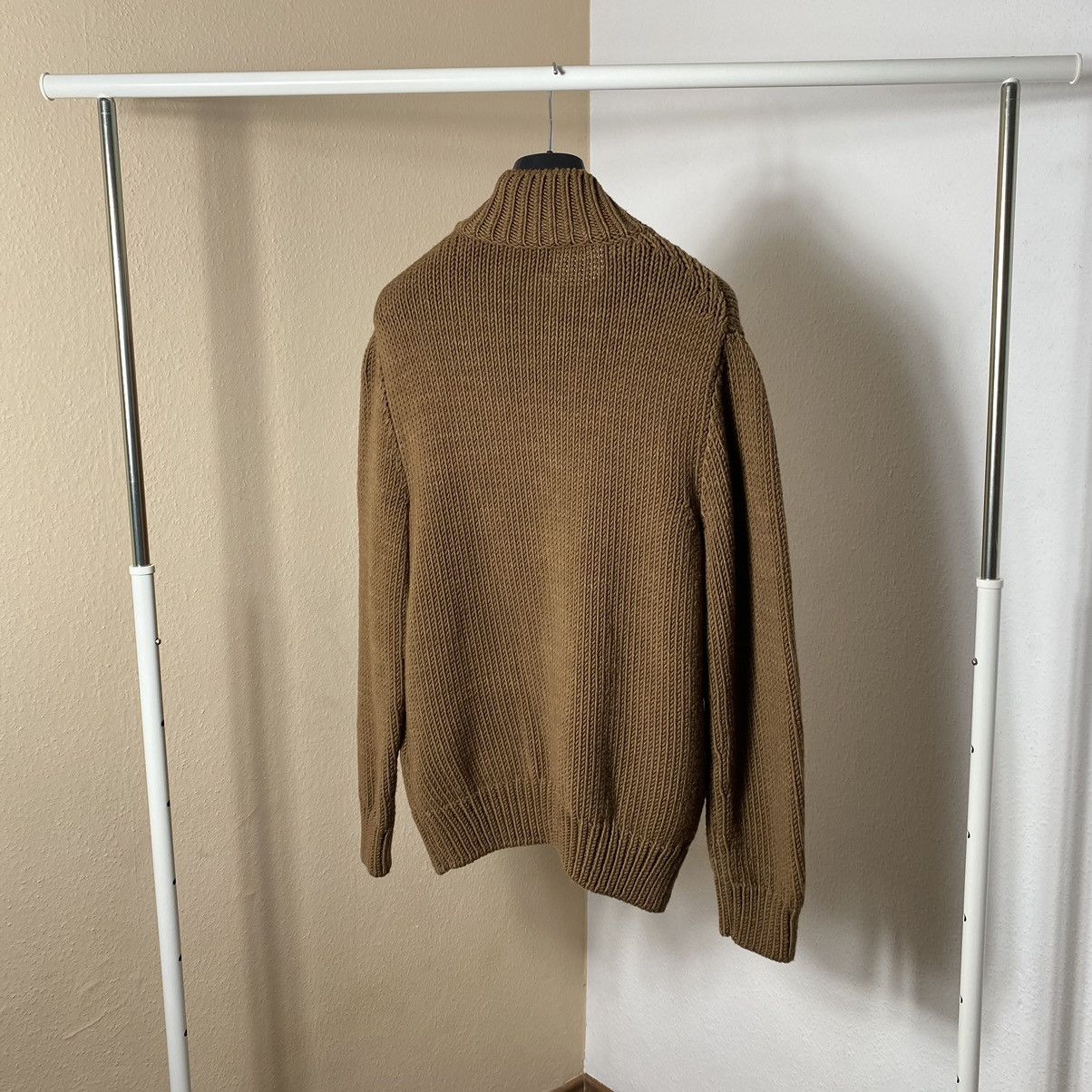 Louis Vuitton Wool Knit Button Sweater Louis Vuitton Brown Size US L / EU 52-54 / 3 - 16 Thumbnail