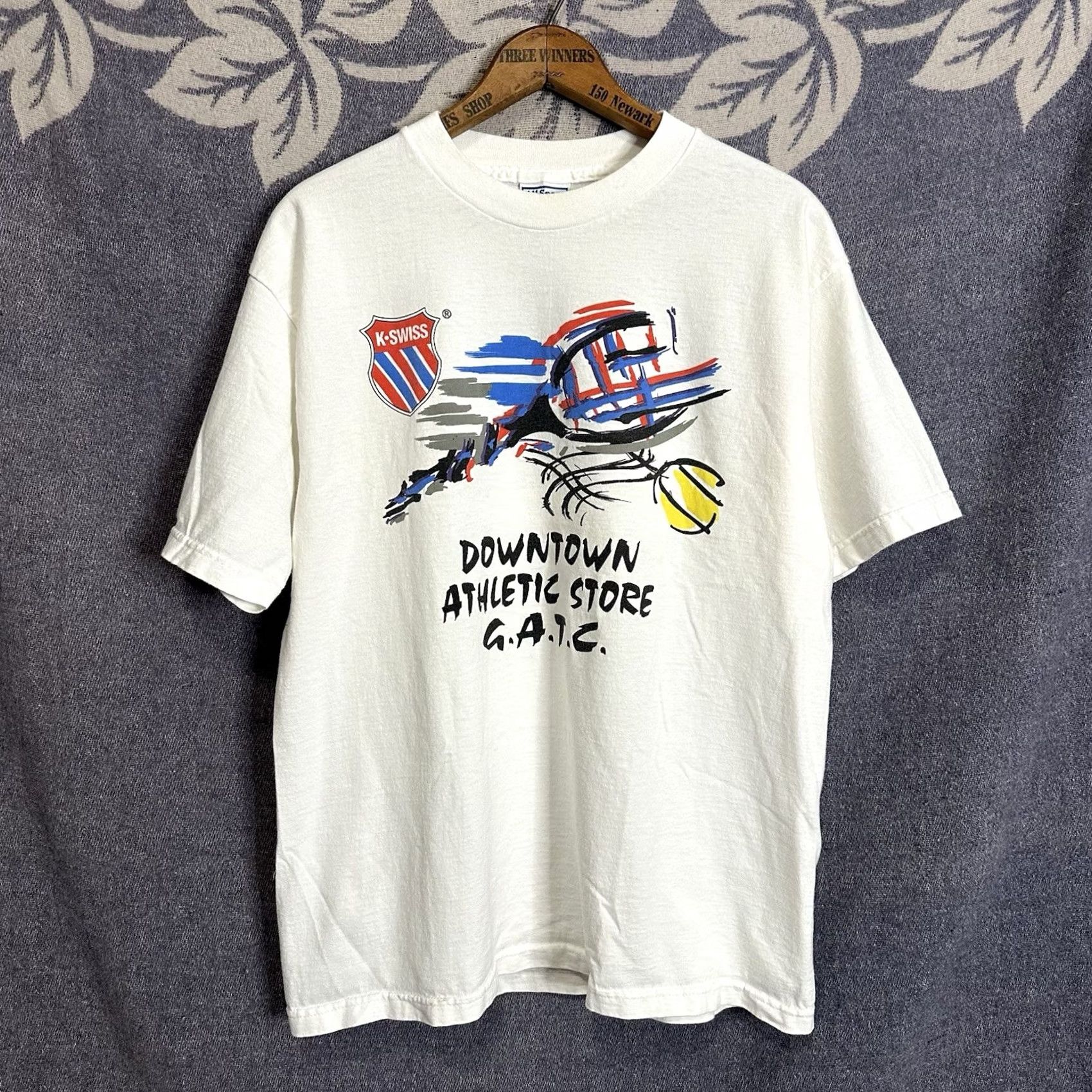 K-Swiss VINTAGE K-Swiss T-Shirt Men's L White 90s Sports Athletic Crew Neck Short Sleeve Cotton Multi-Theme 90s Promotional USA White Size US L / EU 52-54 / 3 - 2 Thumbnail