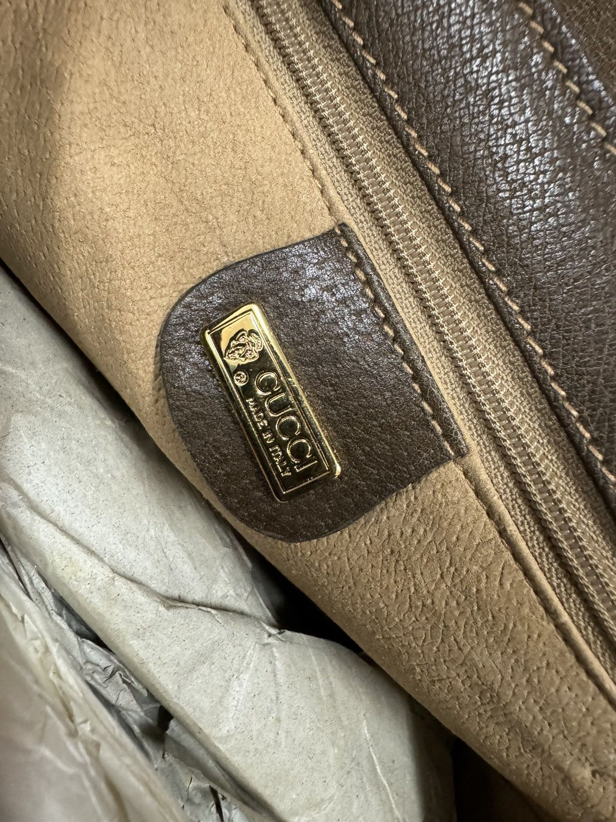 Gucci Vtg🔥Gucci Monogram GG Supreme Sling Bag Made In Italy Size ONE SIZE - 18 Thumbnail