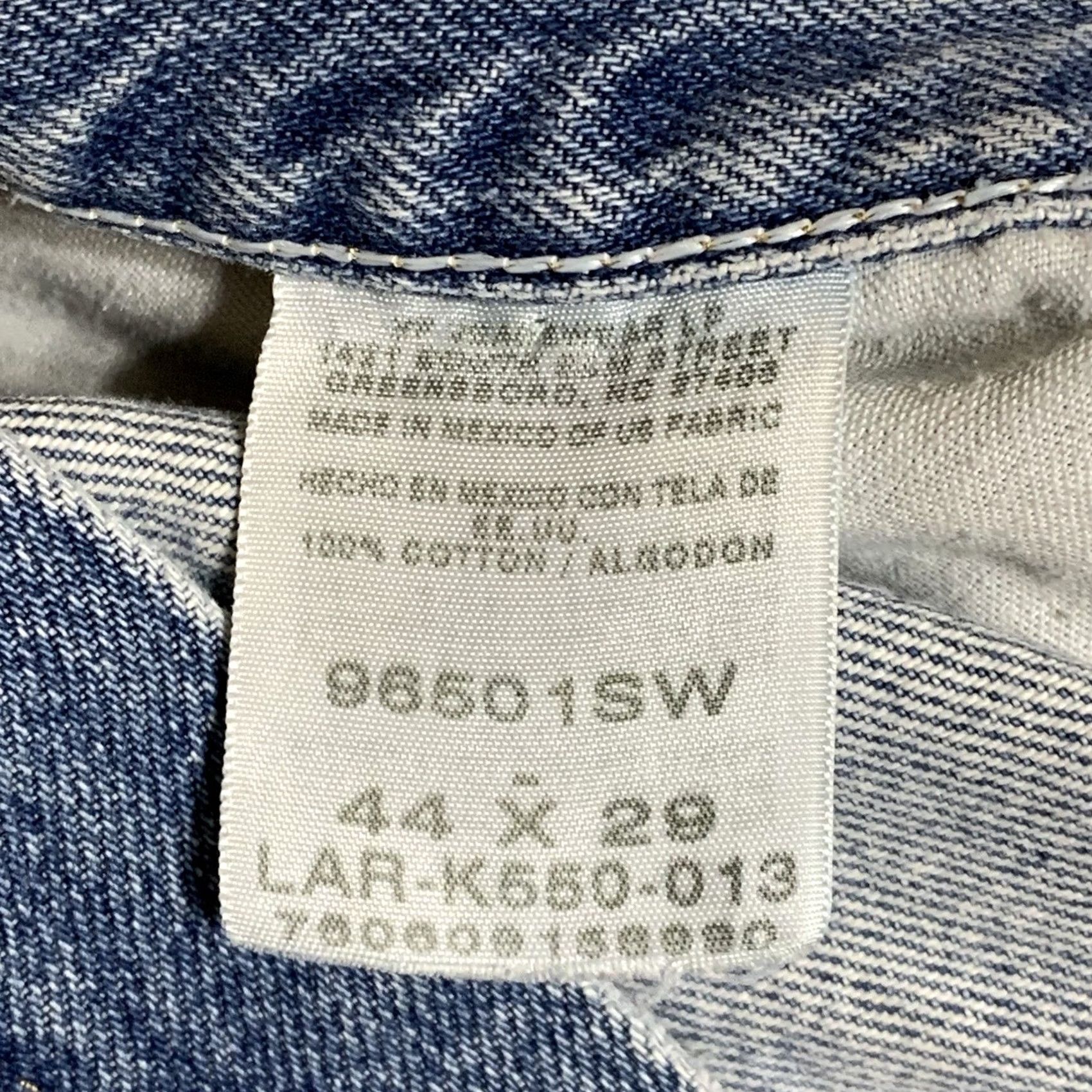 Wrangler Wrangler Cut Off Denim Blue Jean Shorts Size 44x8 Men’s Women’s Distressed Casual Blue 8 in Inseam USA 100% Cotton Size 30" / US 8 / IT 44 - 6 Thumbnail