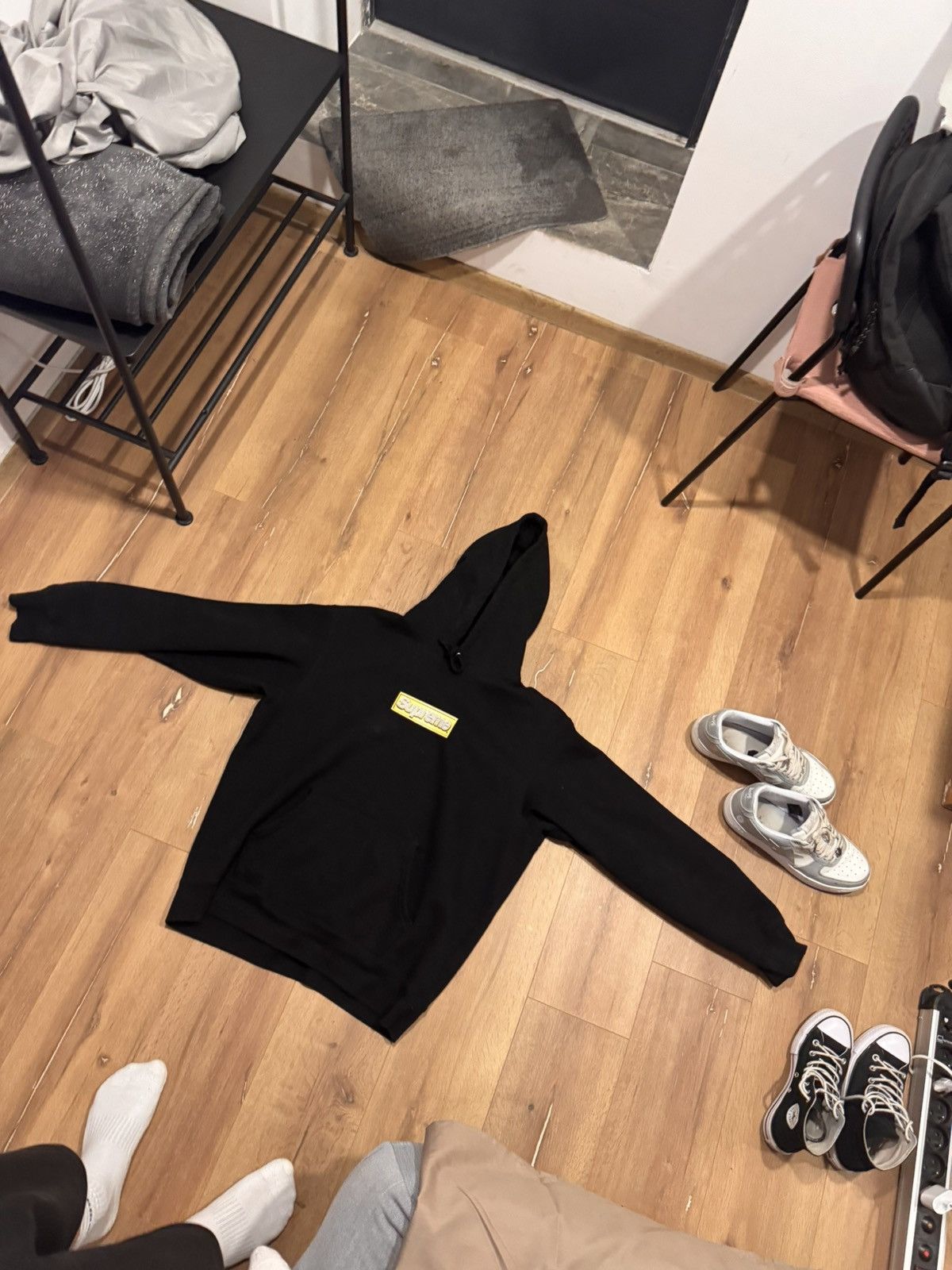Supreme Supreme Bling Box Logo size Medium Size US M / EU 48-50 / 2 - 4 Thumbnail