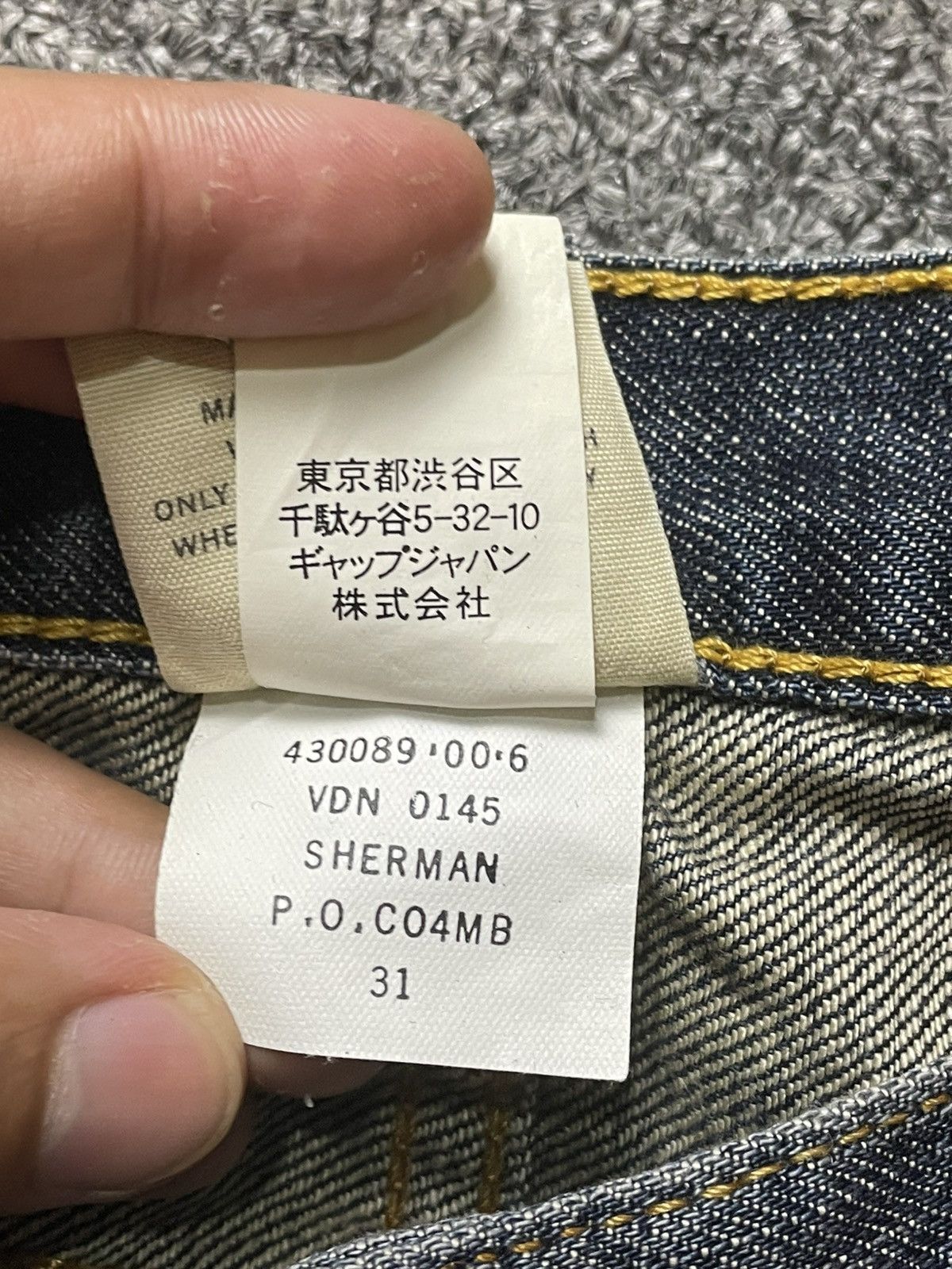 Banana Republic × Vintage Banana Republic Regular Fit Ripped Jeans (112) Size US 31 - 9 Thumbnail