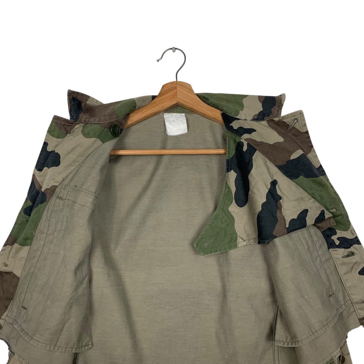 Custommade Vintage Army Military Camo Custom Cropped Jacket #1851-C80 Size L / US 10 / IT 46 - 12 Thumbnail