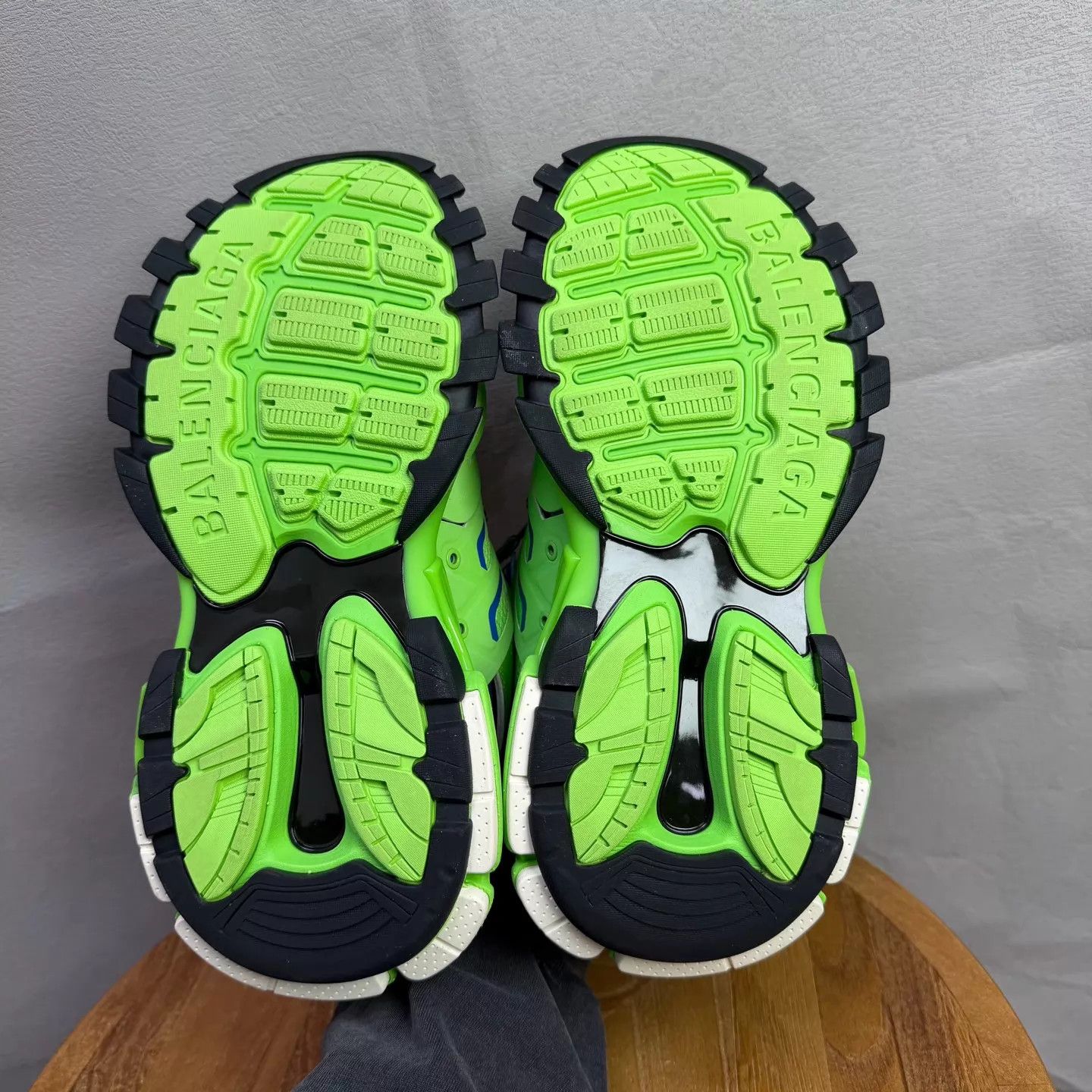 Balenciaga Balenciaga Track Sprite Green Blue 37 Box 99 New Size US 6.5 / IT 36.5 - 6 Thumbnail