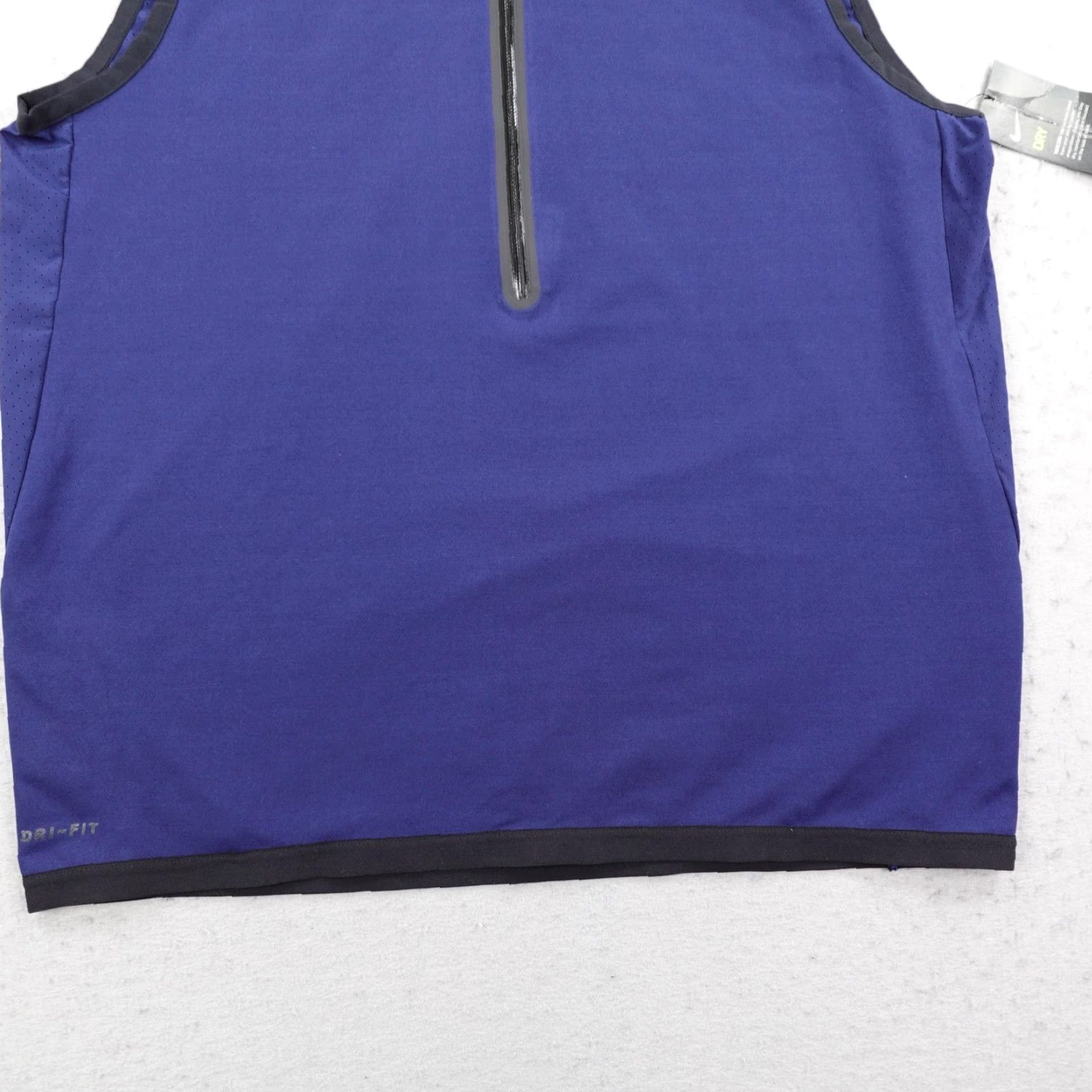 Nike Nike Vest Mens XL Blue Dri Fit 1/4 Zip Sleeveless Pullover Training Performance New Size US XL / EU 56 / 4 - 3 Thumbnail