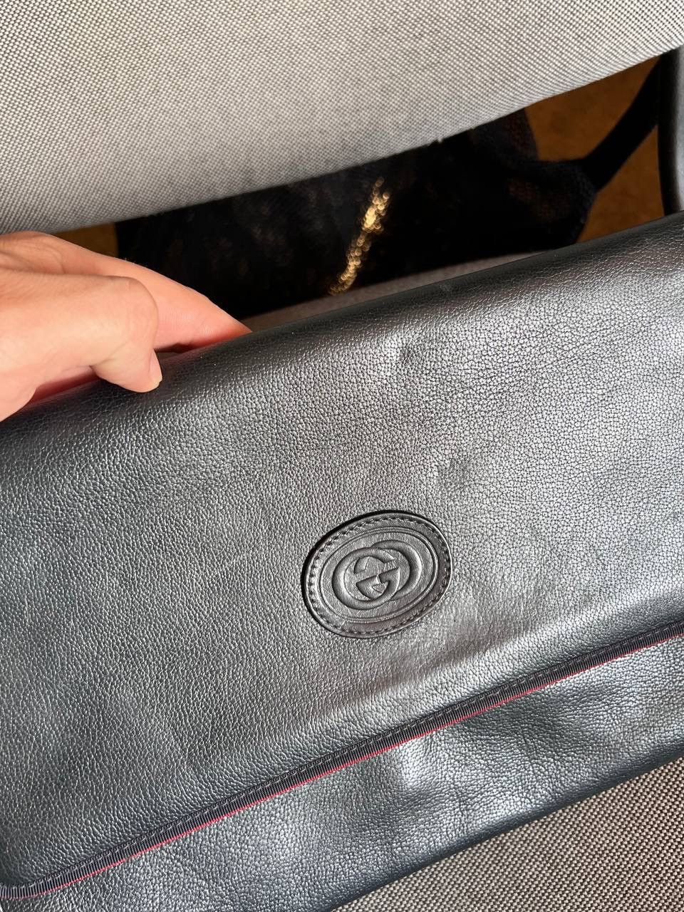 Gucci × Leather Rare Gucci GG 1990s Leather Clutch Bag Italy Size ONE SIZE - 2 Thumbnail