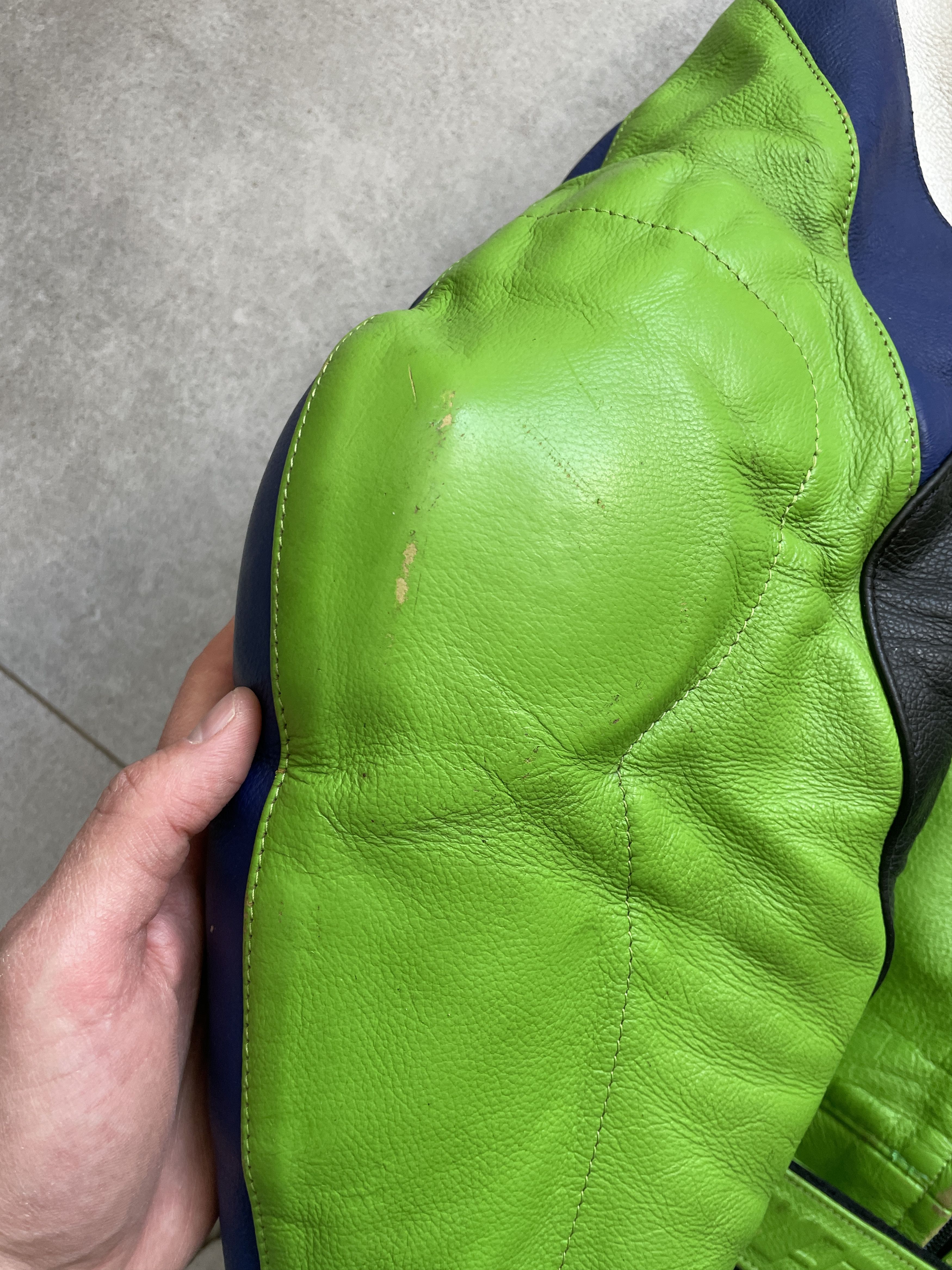 Dainese Y2K DAINESE KAWASAKI TOXIC GREEN RACING LEATHER JACKET Size US M / EU 48-50 / 2 - 8 Thumbnail