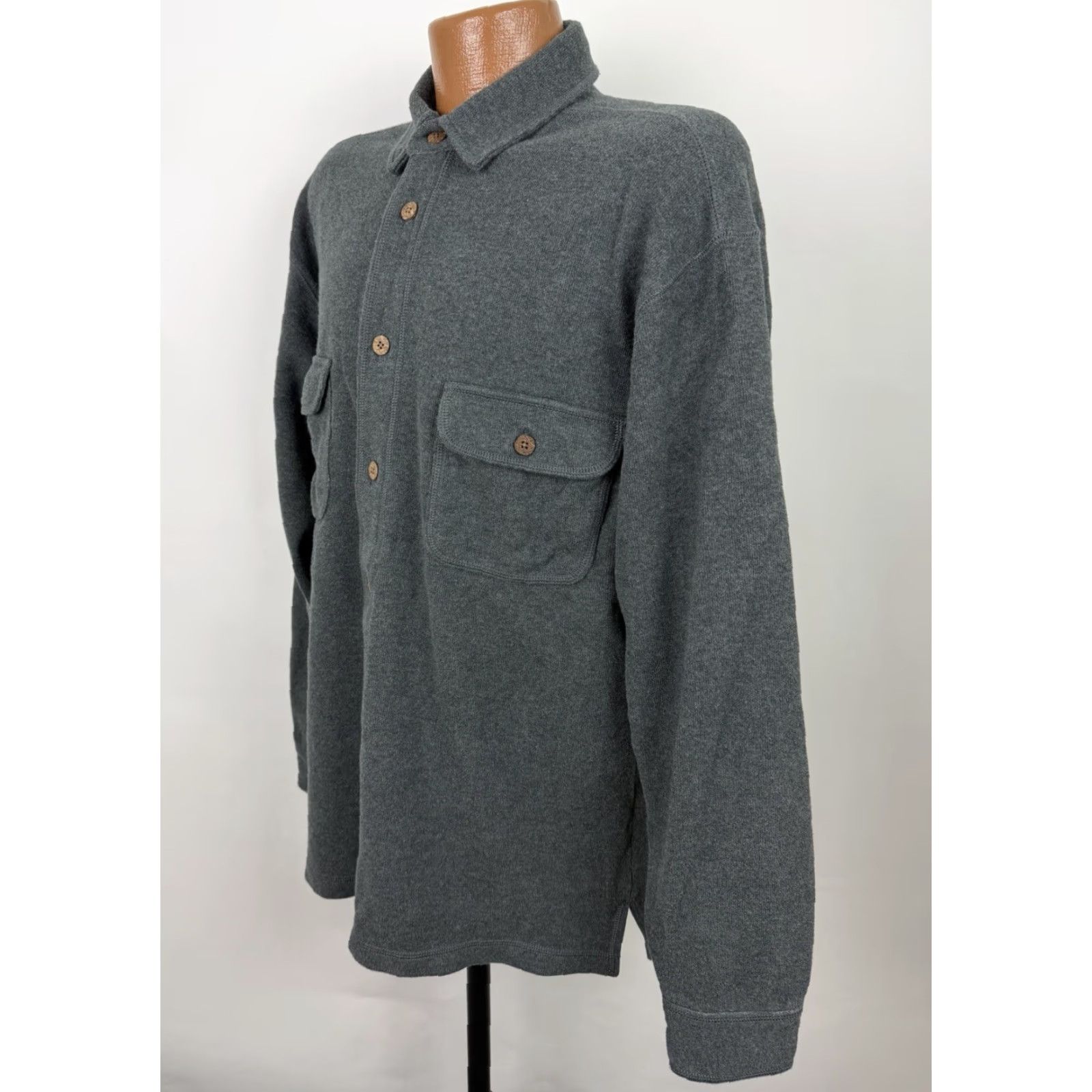 Tommy Bahama VINTAGE Tommy Bahama Shirt Jacket Mens Large Charcoal Gray Ribbed Cotton Knit Button Up Size US L / EU 52-54 / 3 - 7 Thumbnail