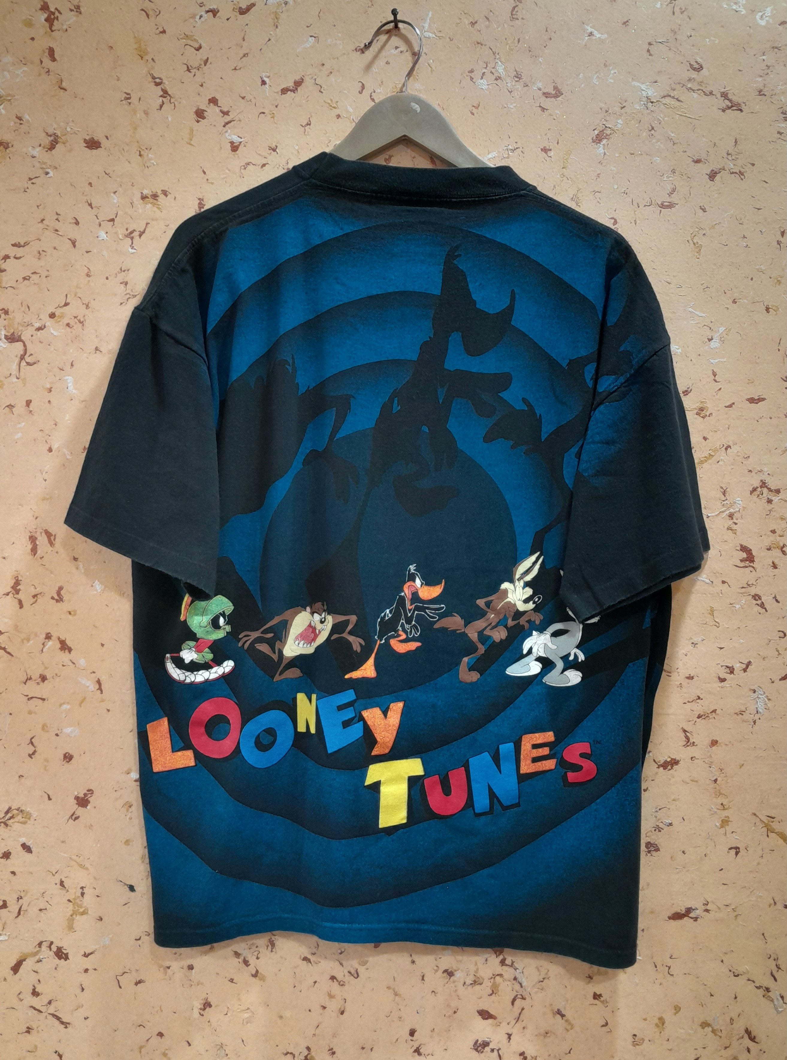 Other Looney Tunes 1992 Size US XL / EU 56 / 4 - 1 Thumbnail