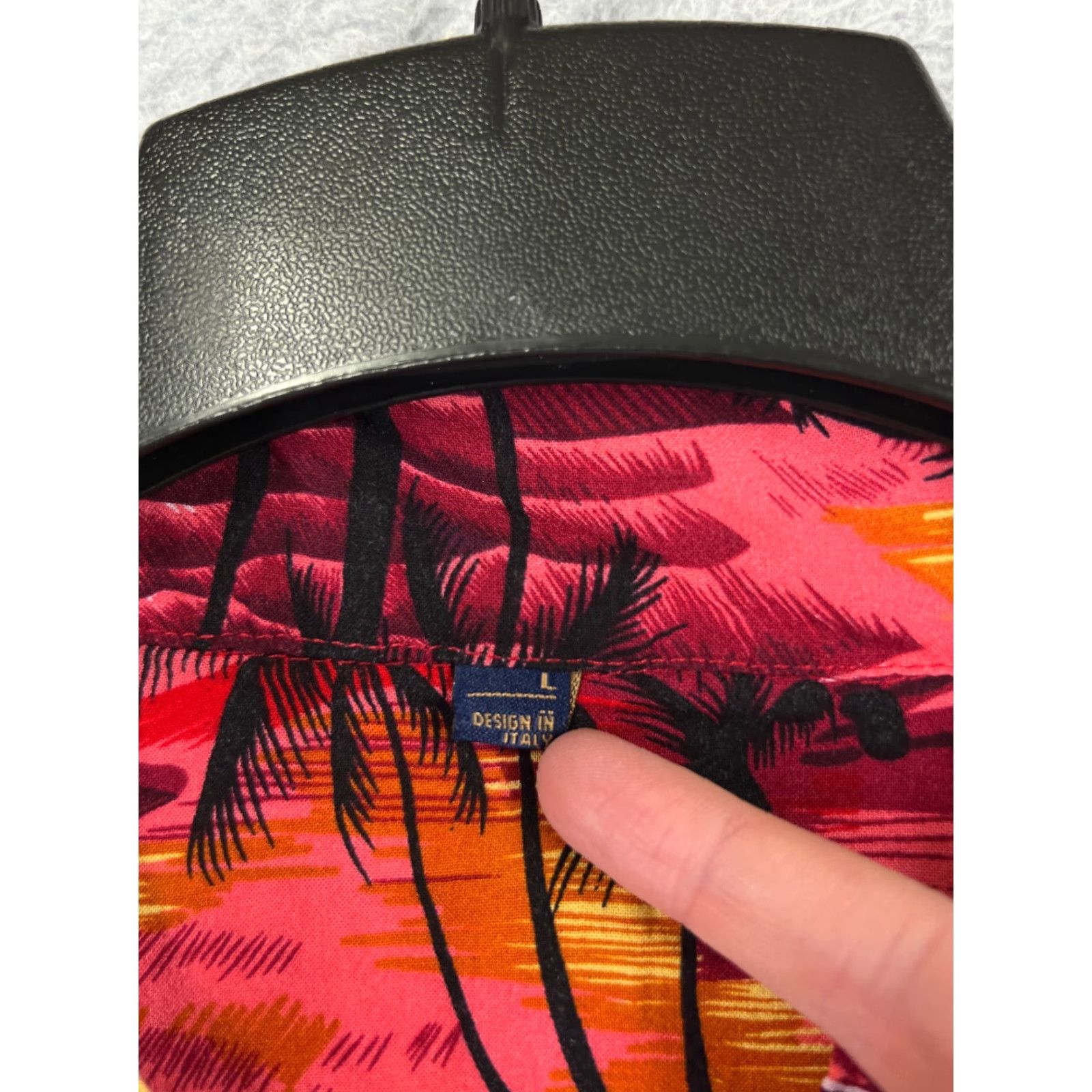 Vintage Design In Italy Shirt Adult Large Red Orange Hawaiian Island Sunset Palm Print Shirt Men Regular Red Hawaiian Floral Short Sleeve Button-Up 70s? Size US L / EU 52-54 / 3 - 6 Thumbnail
