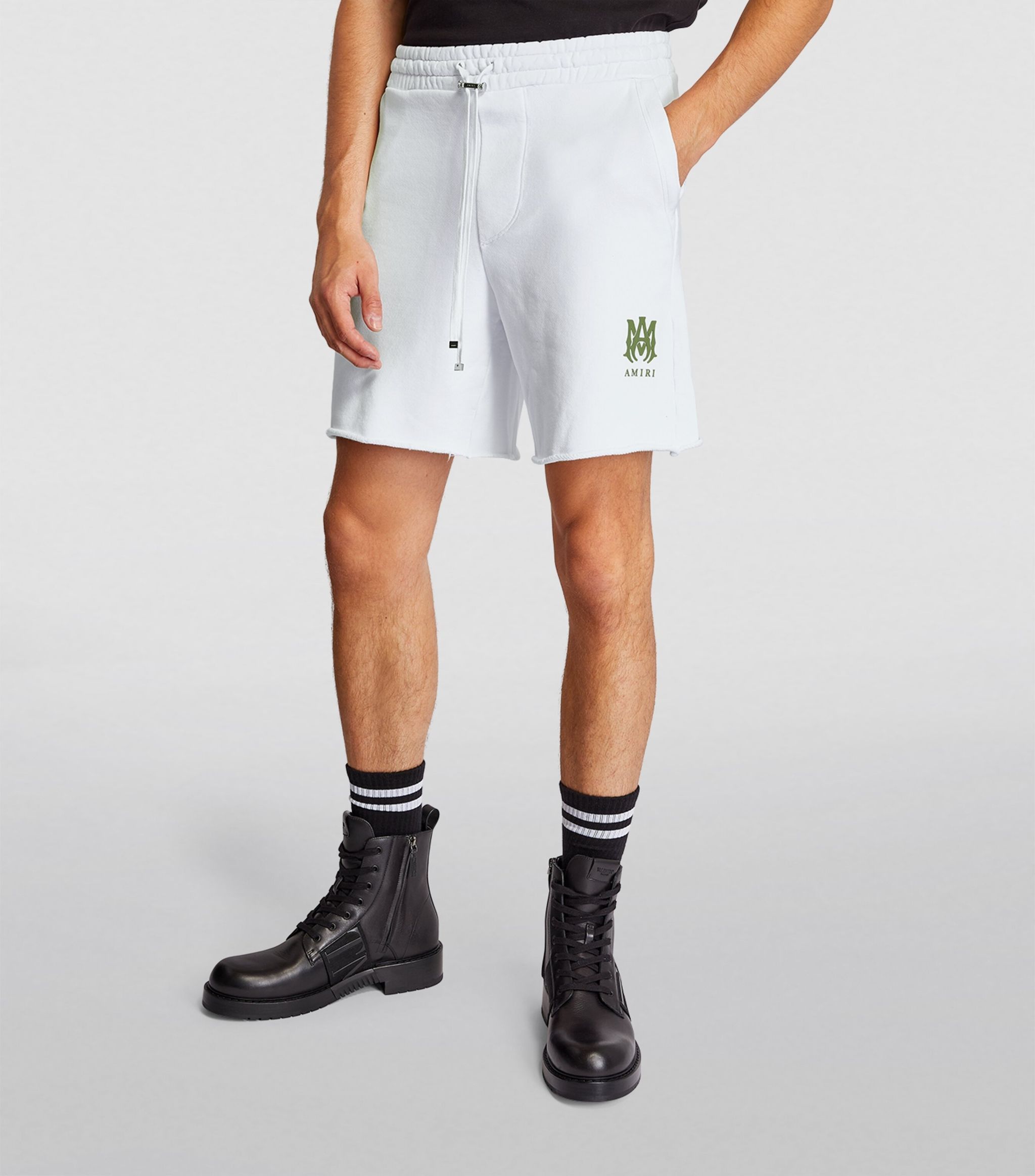 Amiri o1gr1nt1024 MA Logo Sweatshorts in White Size US 30 / EU 46 - 4 Thumbnail