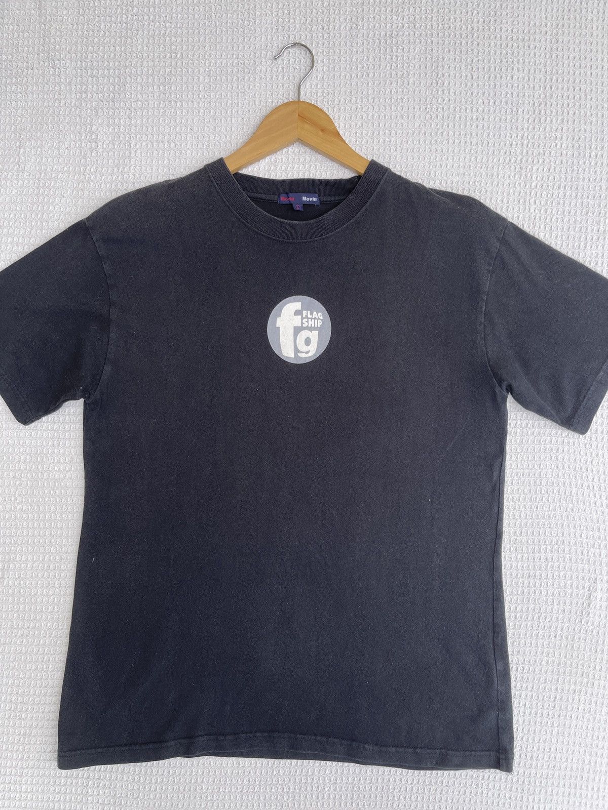 Polar Skate Co. Rare🔥Vtg Faded Flag Ship Skateboards Center Logo Tee Size US L / EU 52-54 / 3 - 7 Thumbnail