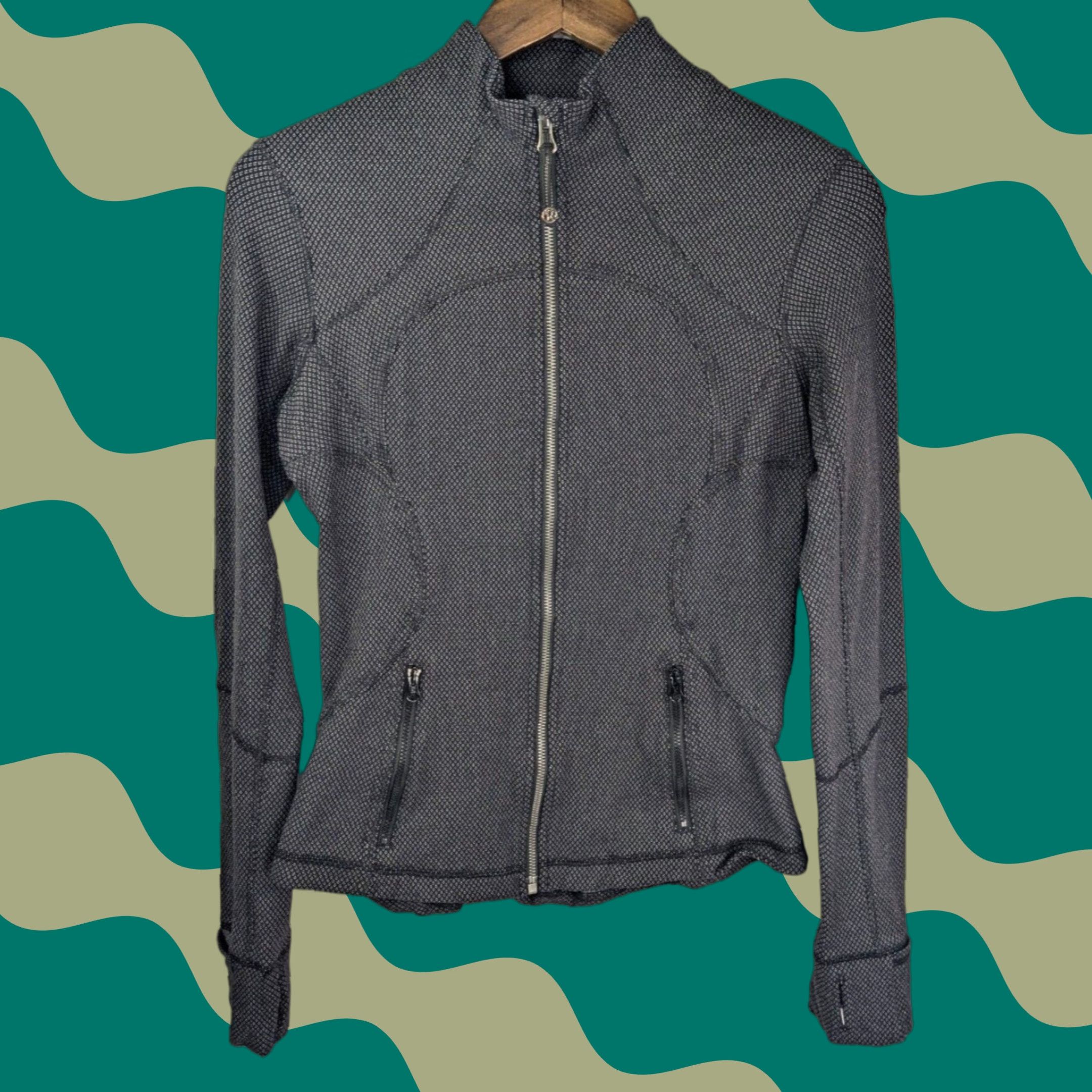 Lululemon Lululemon Define Jacket Zip Up Grey Size 6 Activewear Gym Running Athletic Women Jacket Regular Size Gray Roses Basic Jacket Nike Size M / US 6-8 / IT 42-44 - 1 Thumbnail