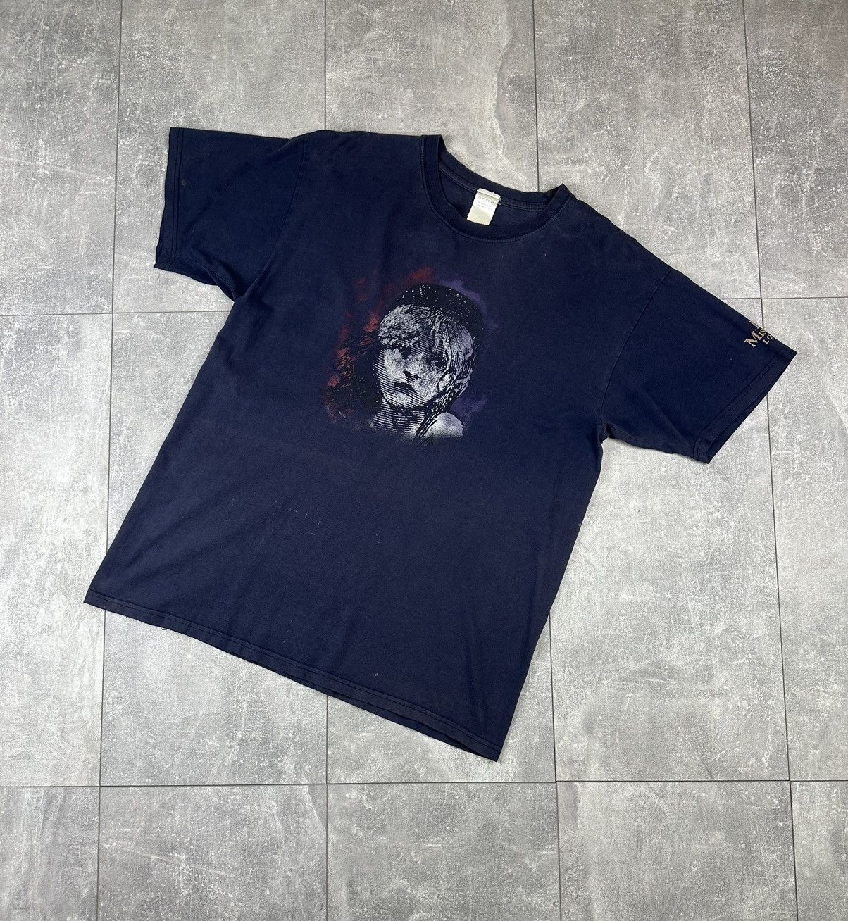 Other Les Miserables Vintage Graphic Print Logo Art Movie T-Shirt Size US L / EU 52-54 / 3 - 2 Thumbnail