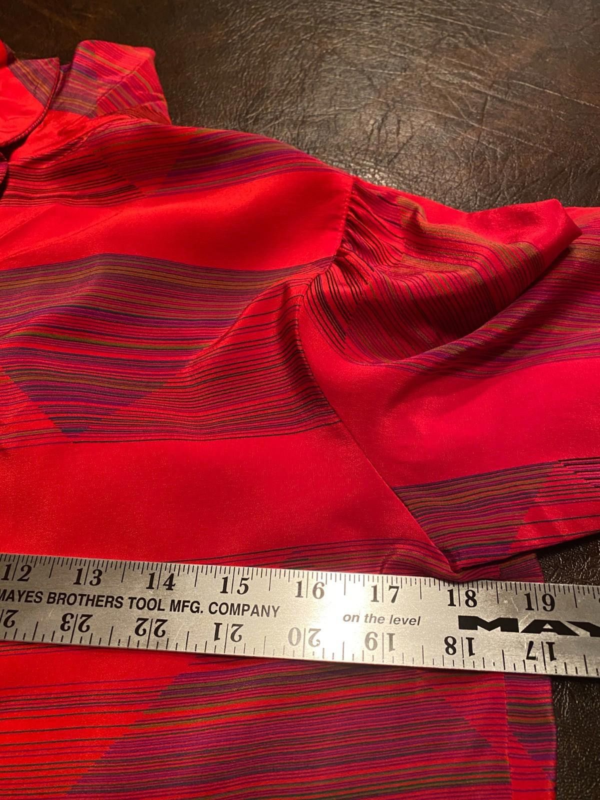 The Unbranded Brand Vintage 80s China Collar High Cuff Abstract Silk Shirt (316) Size US S / EU 44-46 / 1 - 12 Thumbnail