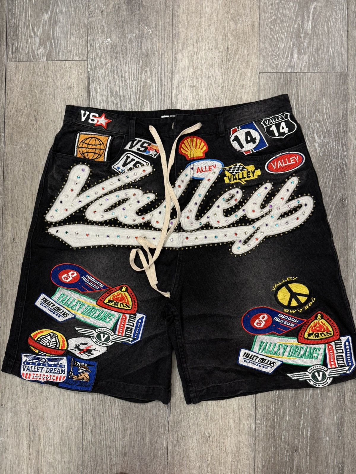 Vale Vale Forever 1980s Jorts Size US 34 / EU 50 - 1 Thumbnail