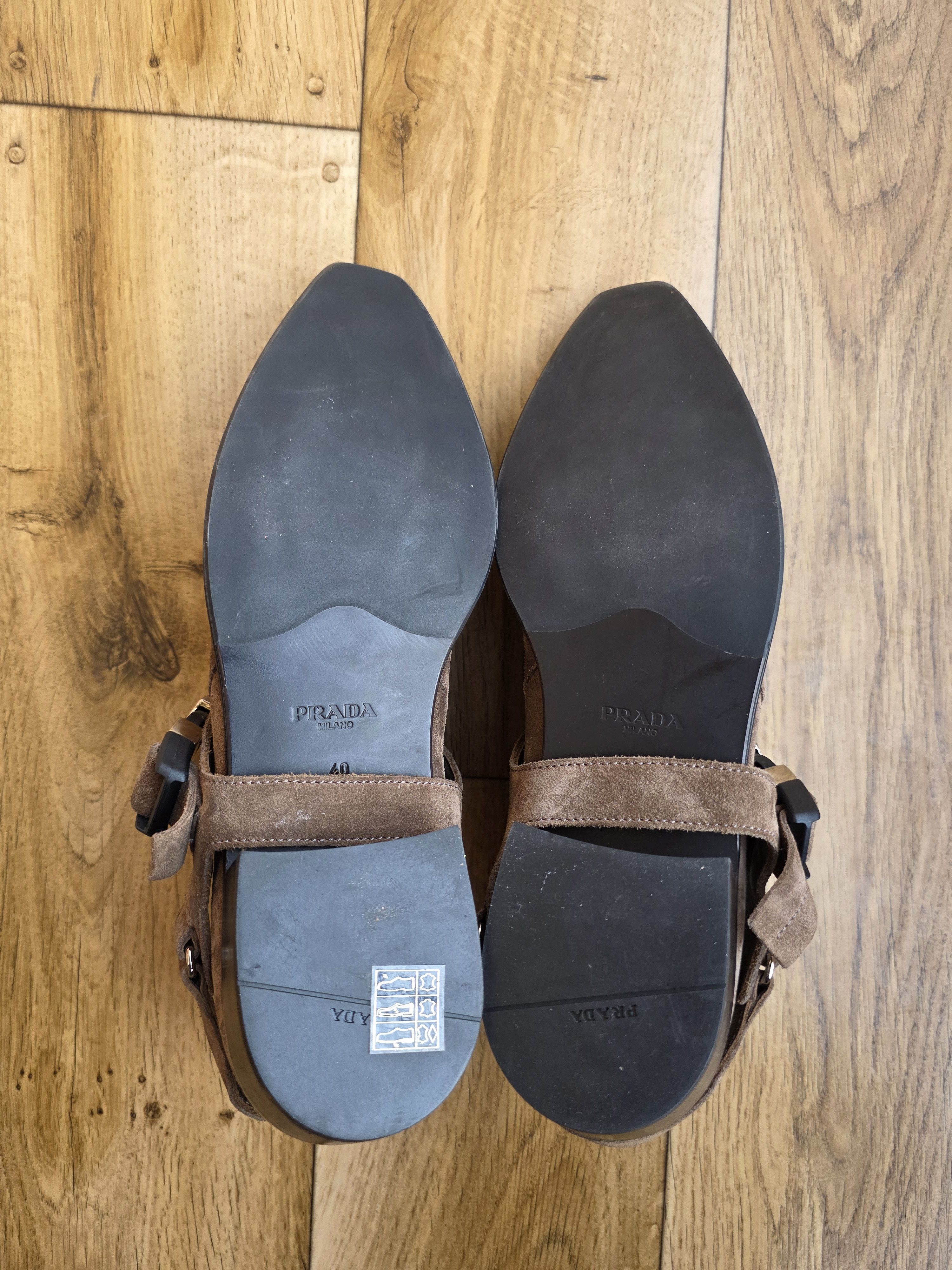 Prada Prada Brogue Buckle Logo Size US 7 / EU 40 - 10 Thumbnail