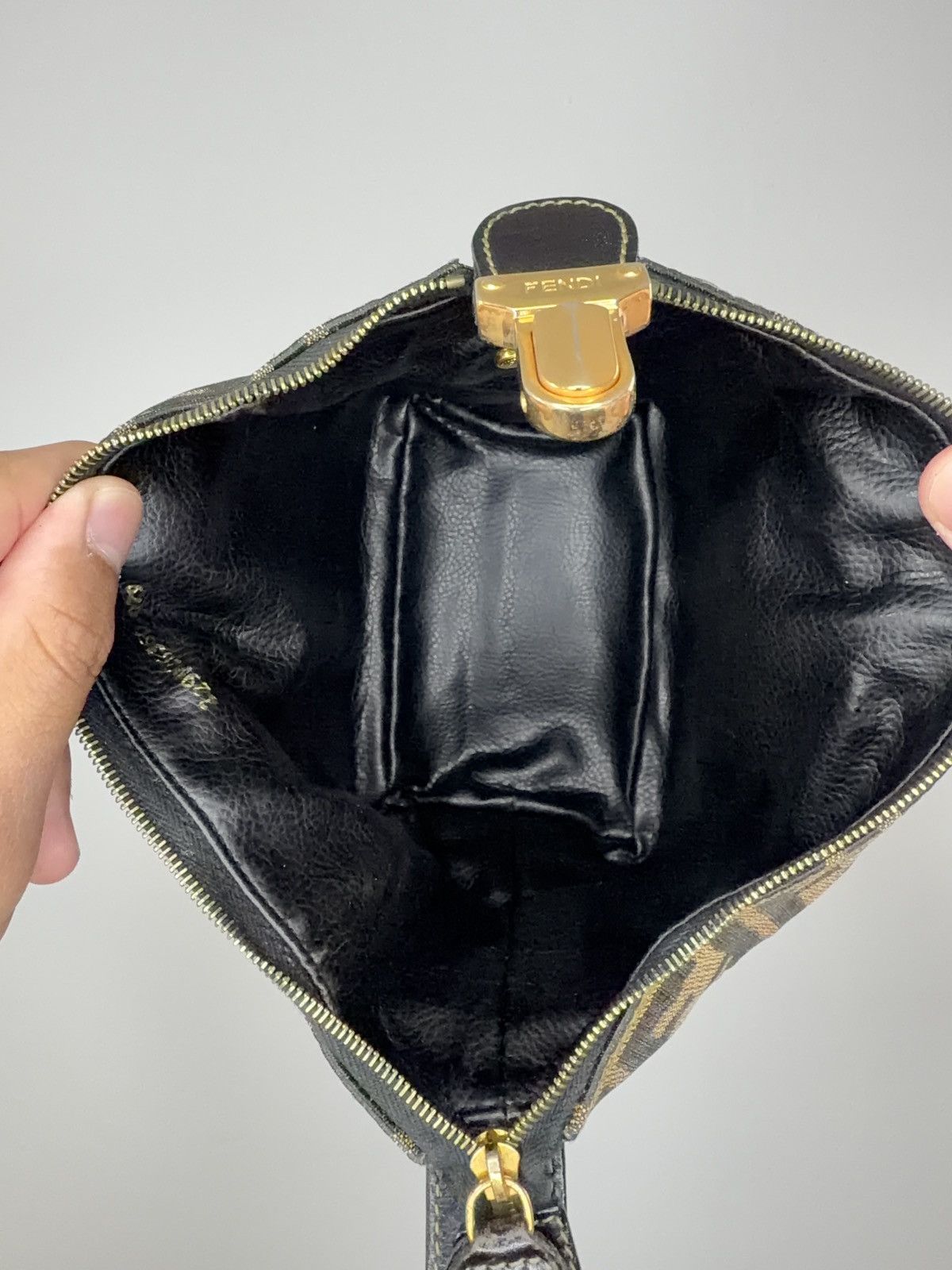 Fendi FENDI Zucca Pattern Vanity Bag Cosmetic Pouch Brown Size ONE SIZE - 7 Thumbnail