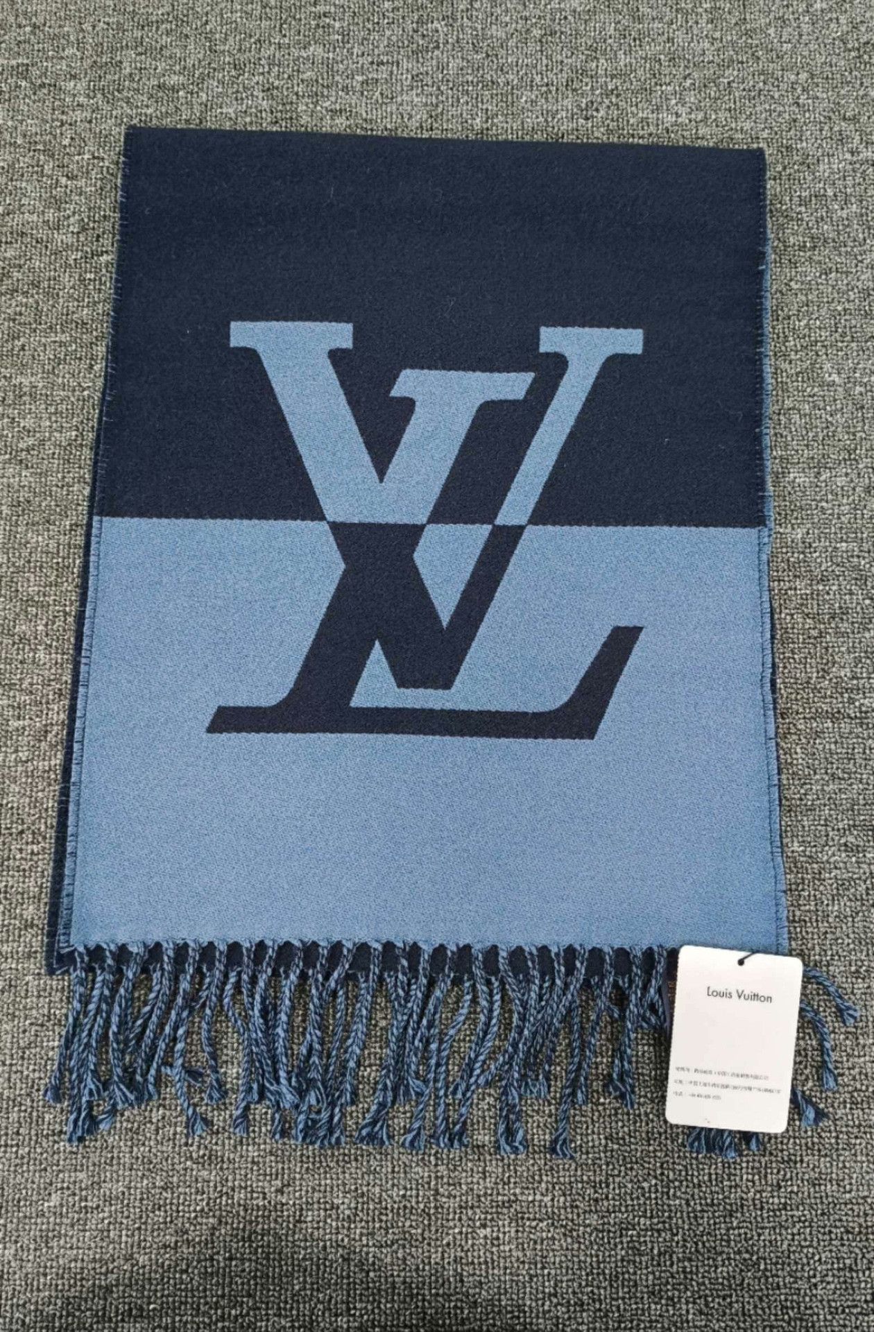 Louis Vuitton Louis Vuitton Retro Wool Multi Scarf one size Men Size ONE SIZE - 1 Thumbnail