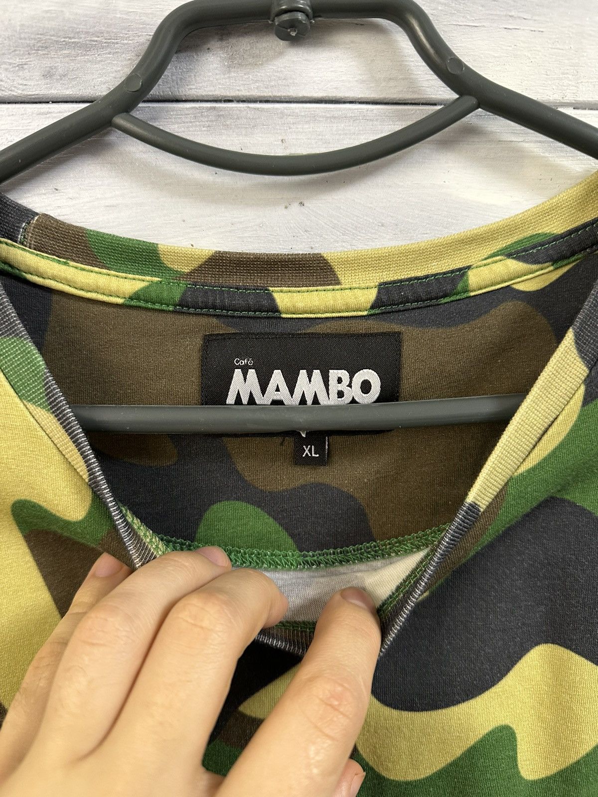 Japanese Brand Rare T-Shirt Mambo Cafe Ibiza Surfstyle. Size US XL / EU 56 / 4 - 7 Thumbnail