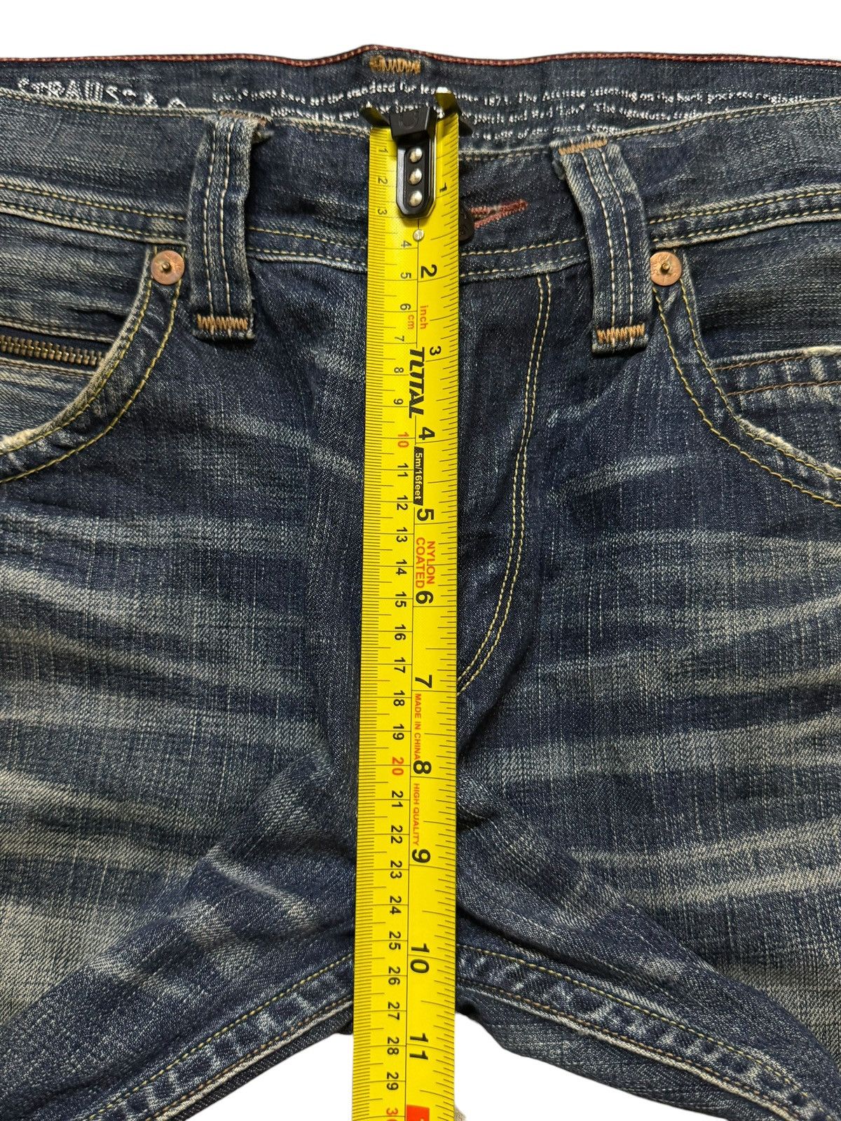 Levi's Vintage 90s Levis 502 Faded Whiskers Wash Distress Relaxed Size US 33 - 11 Thumbnail